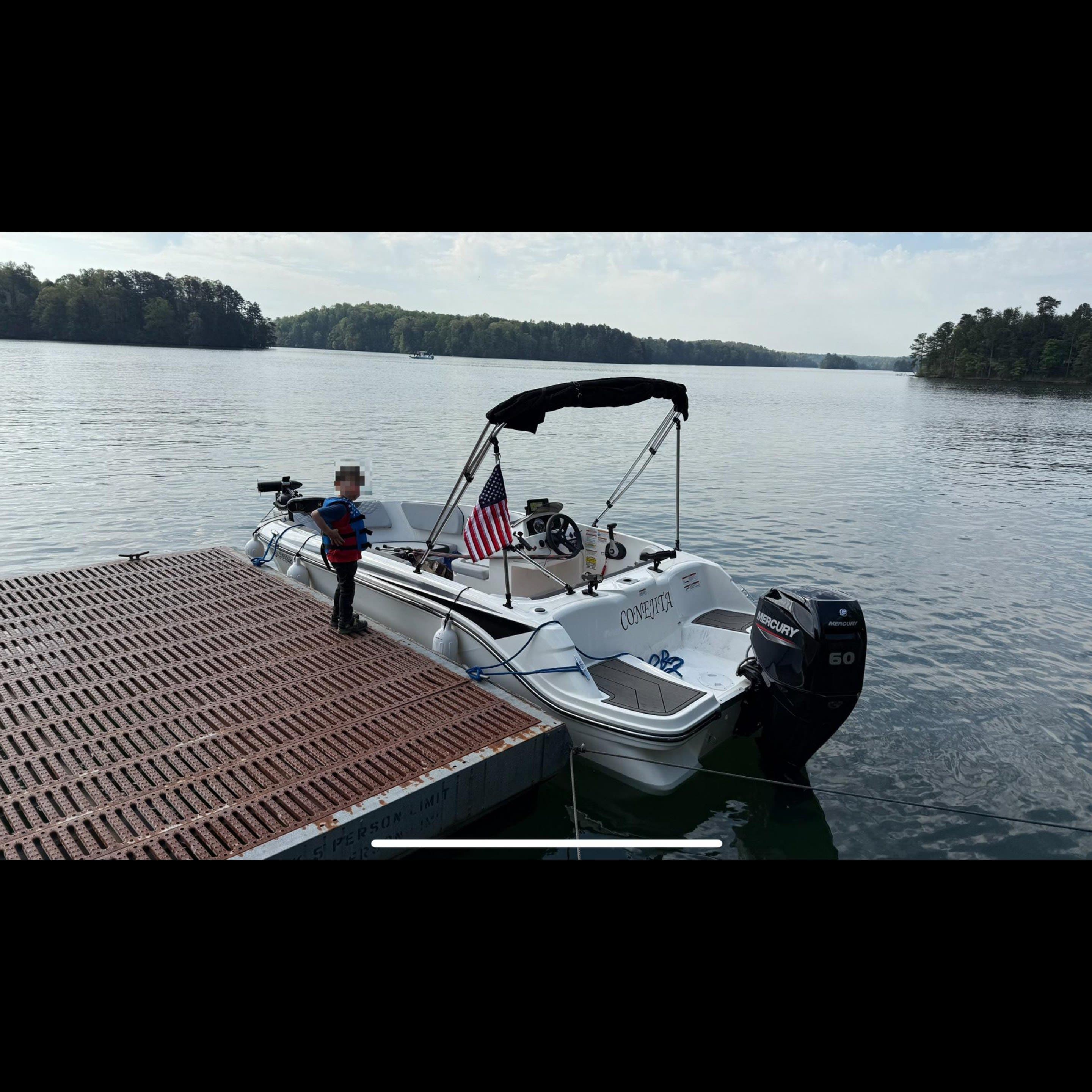 2023 Bayliner M15 thumbnail 2