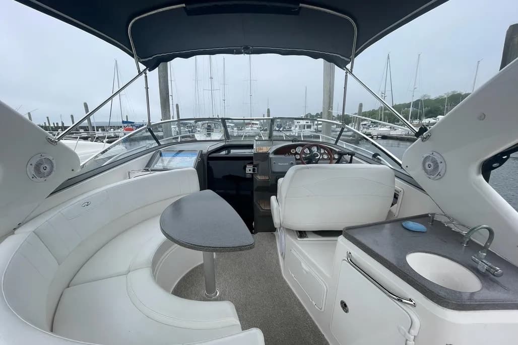 2007 Regal 3360 Window Express thumbnail 2