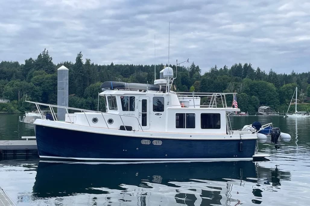 2005 American Tug 34