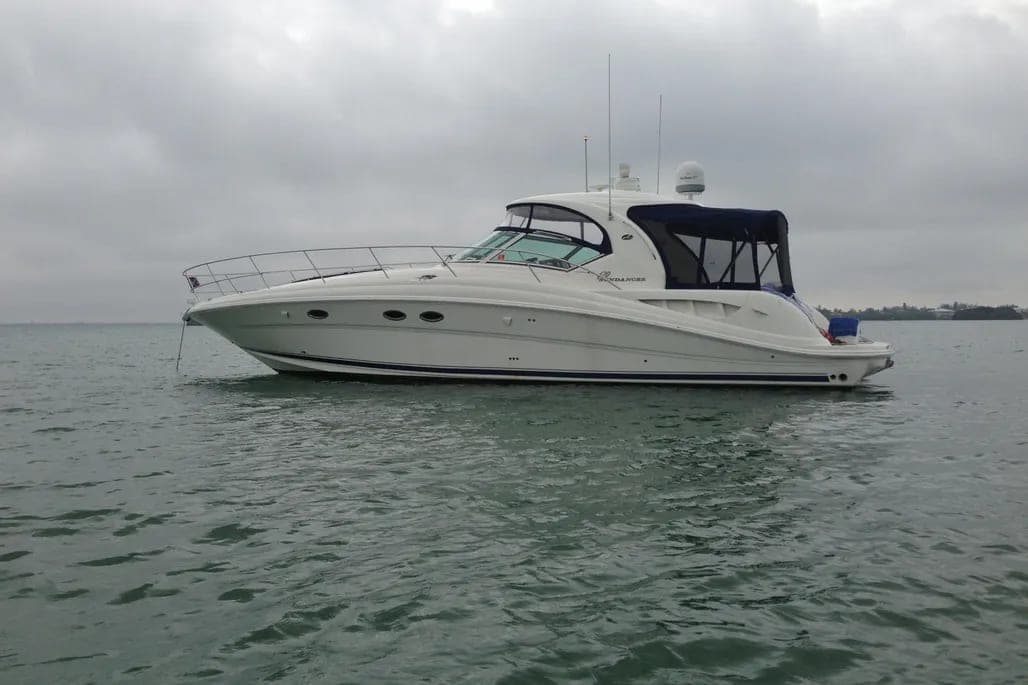 2005 Sea Ray 420 Sundancer thumbnail 2