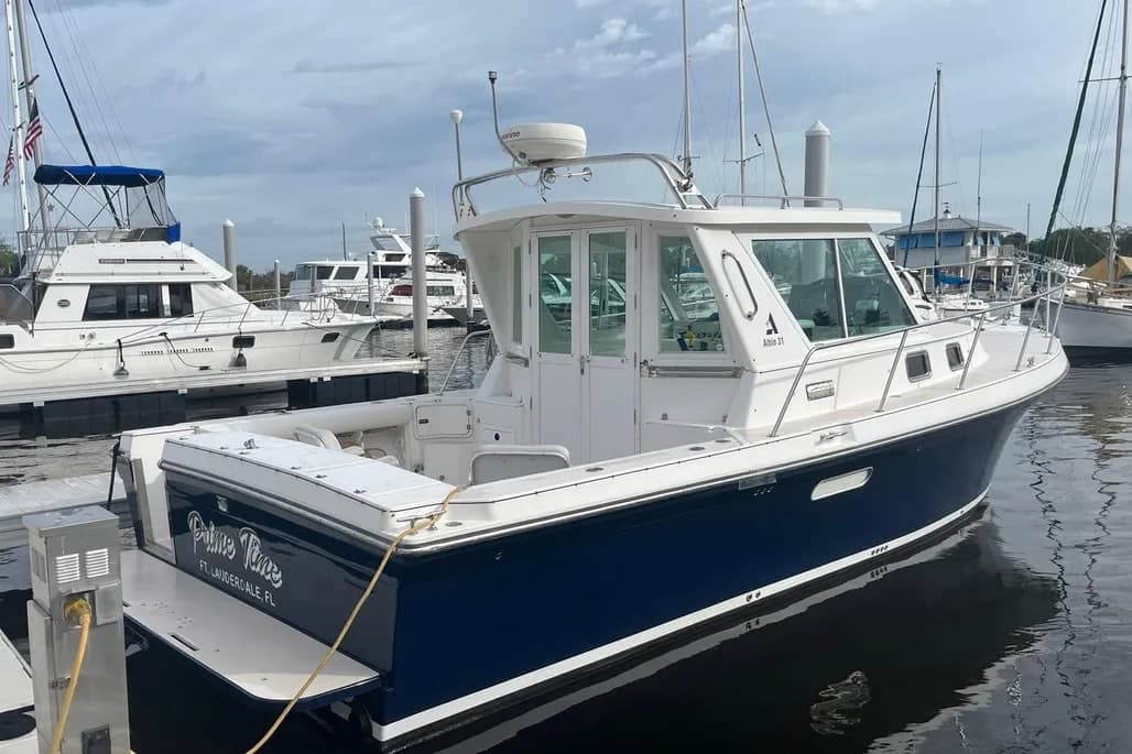 2005 Albin 31 Tournament Express thumbnail 1