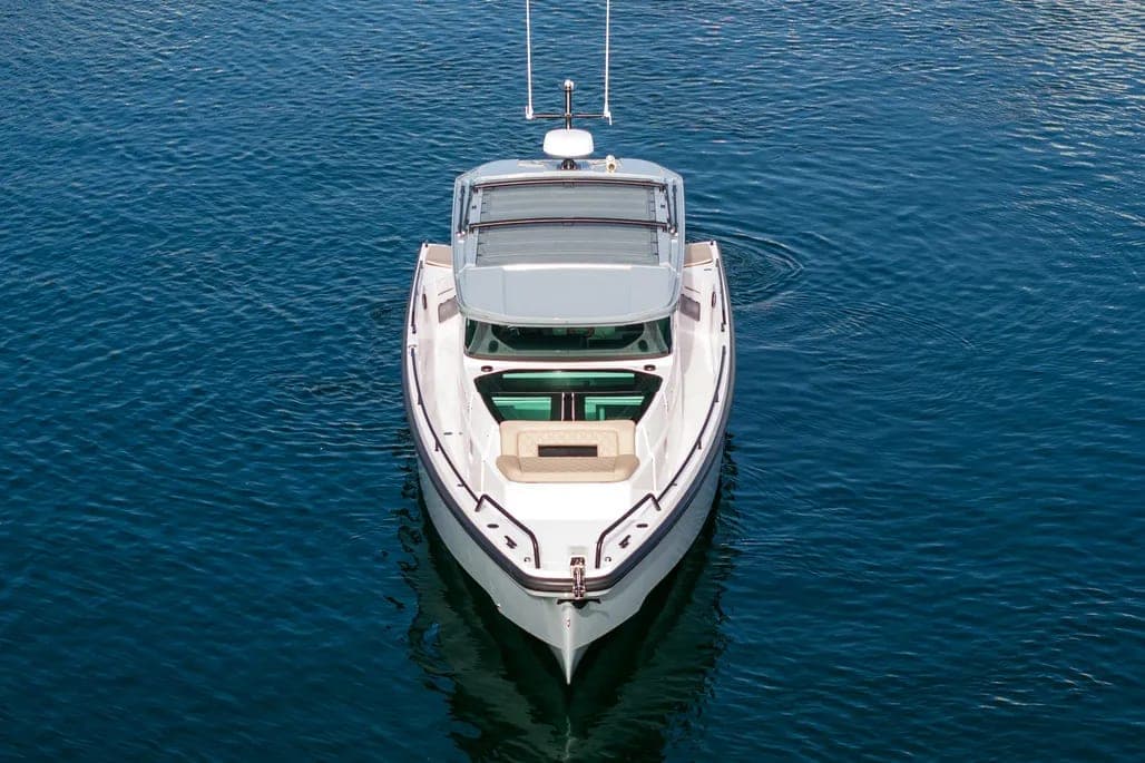 2023 Axopar 37 Aft Cabin thumbnail 2