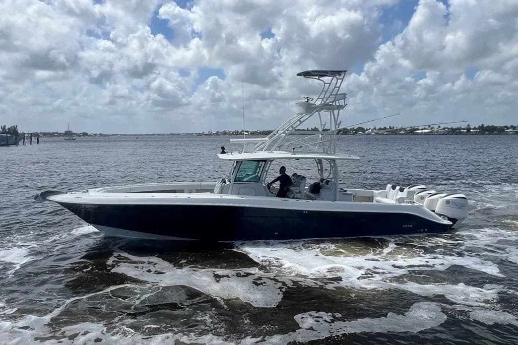 2015 2015 HCB 42 Siesta