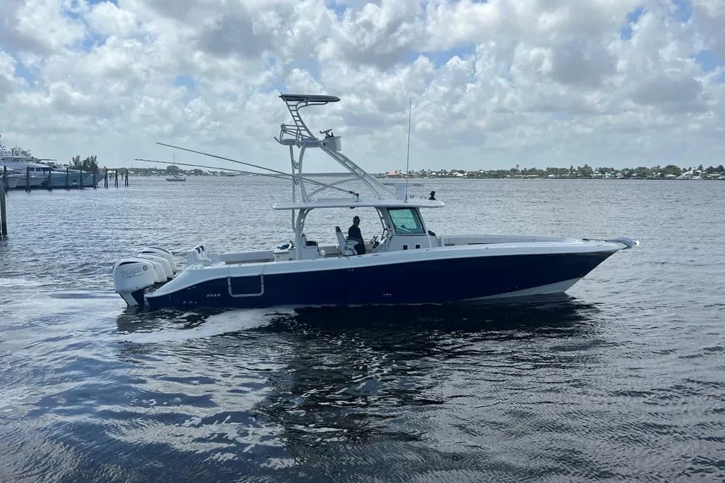 2015 2015 HCB 42 Siesta thumbnail 1