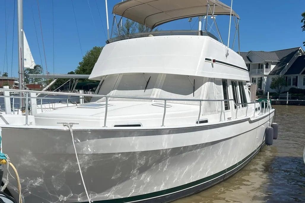 2002 Mainship 430 Trawler