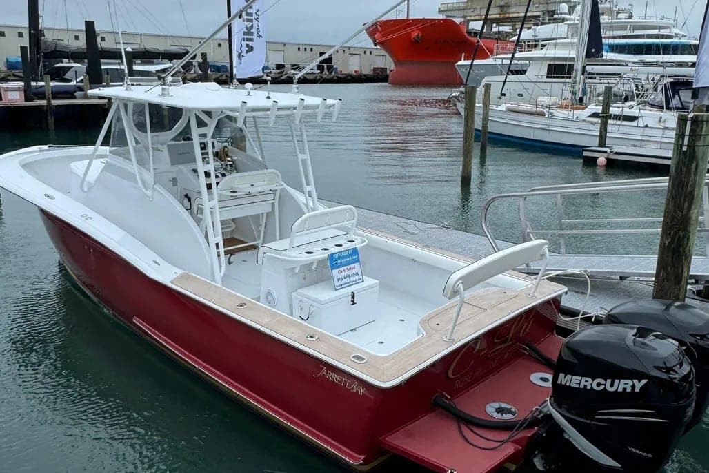 2009 Jarrett Bay 32 express walkaround thumbnail 1