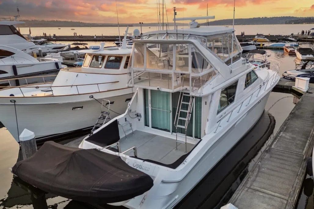 1993 Sea Ray 550 Sedan Bridge thumbnail 2