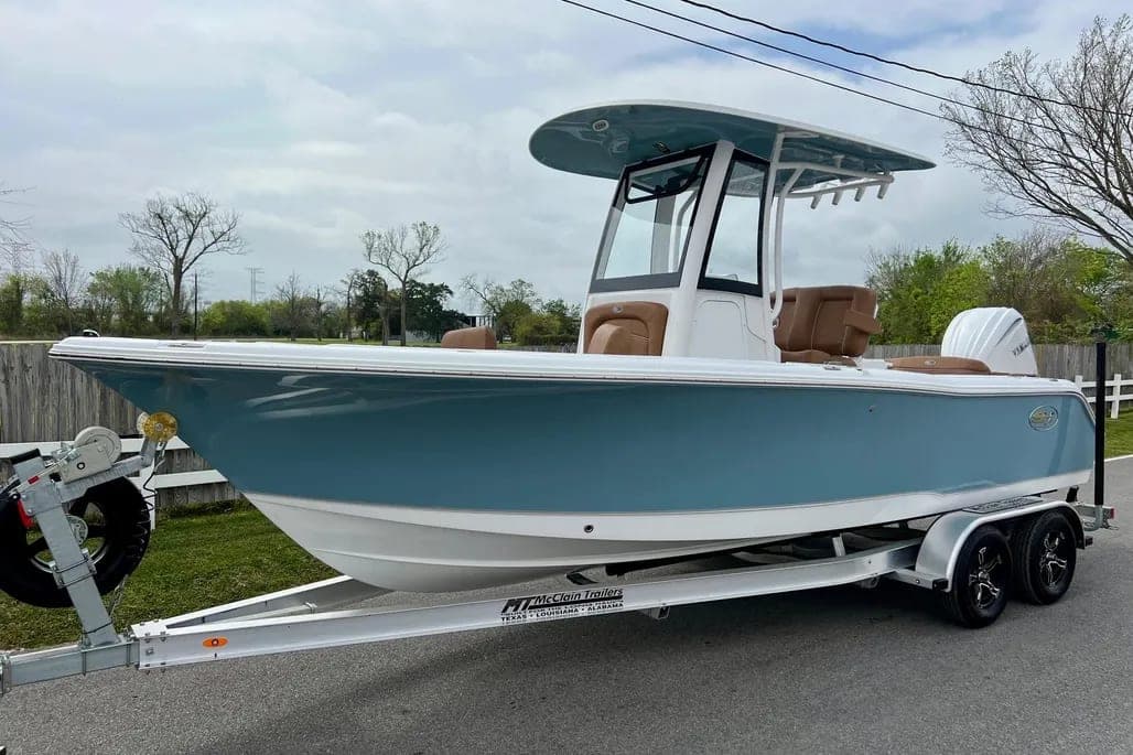 2025 Sea Hunt Ultra 235SE