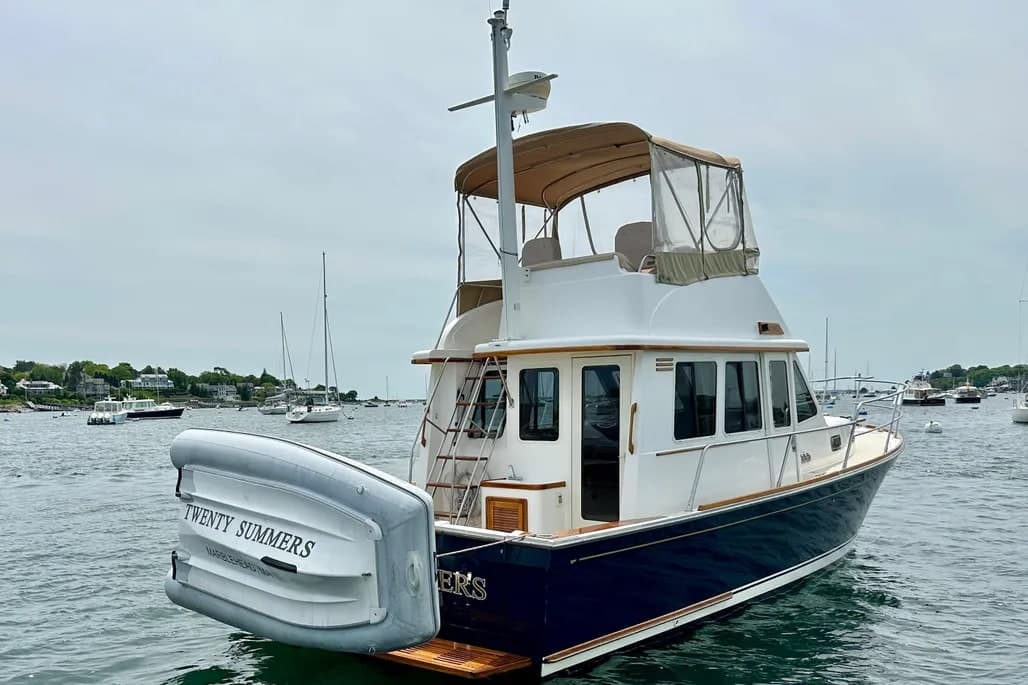 2002 Sabre 36 Flybridge thumbnail 2