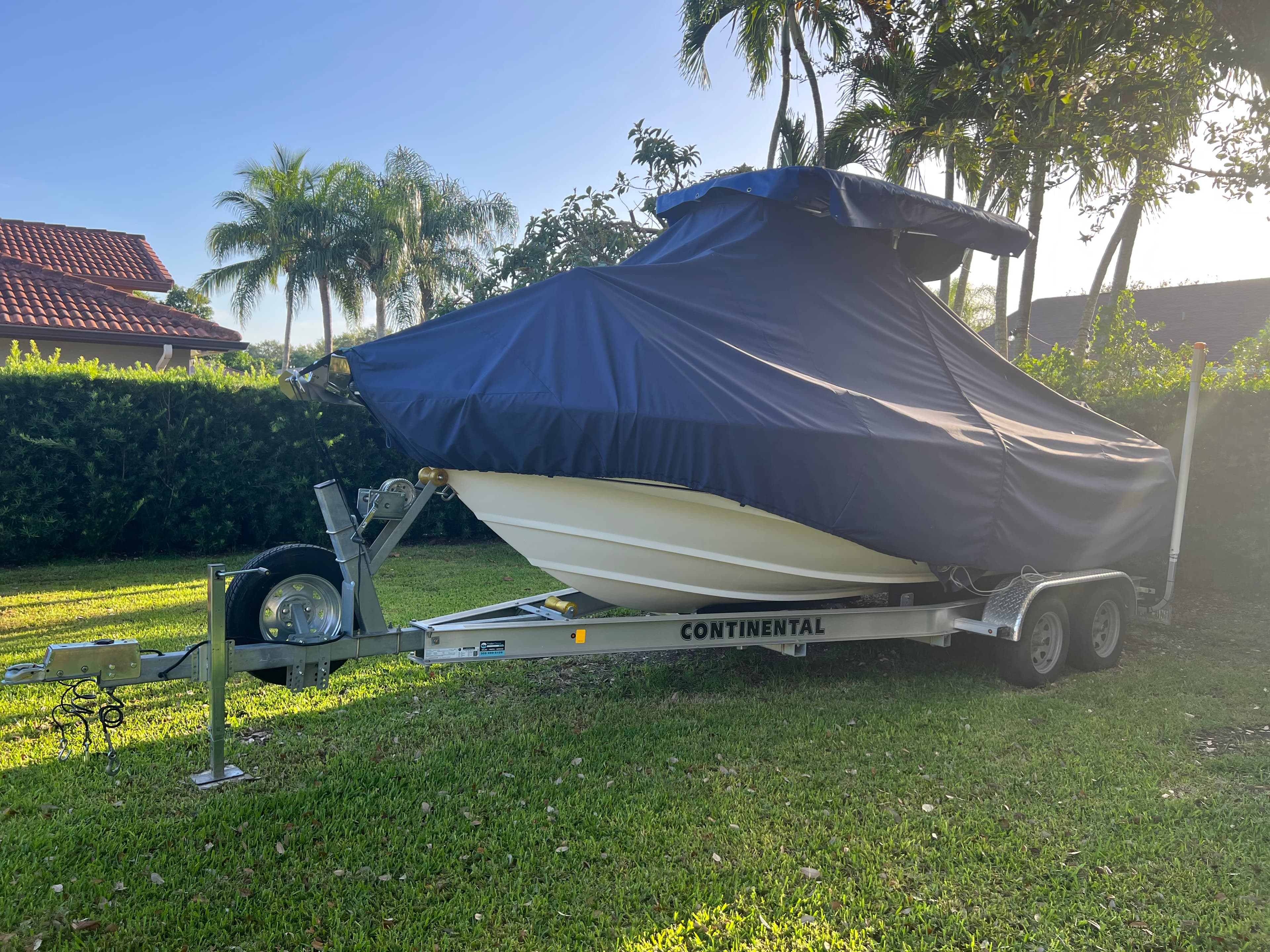 2008 Boston Whaler Outrage 210
