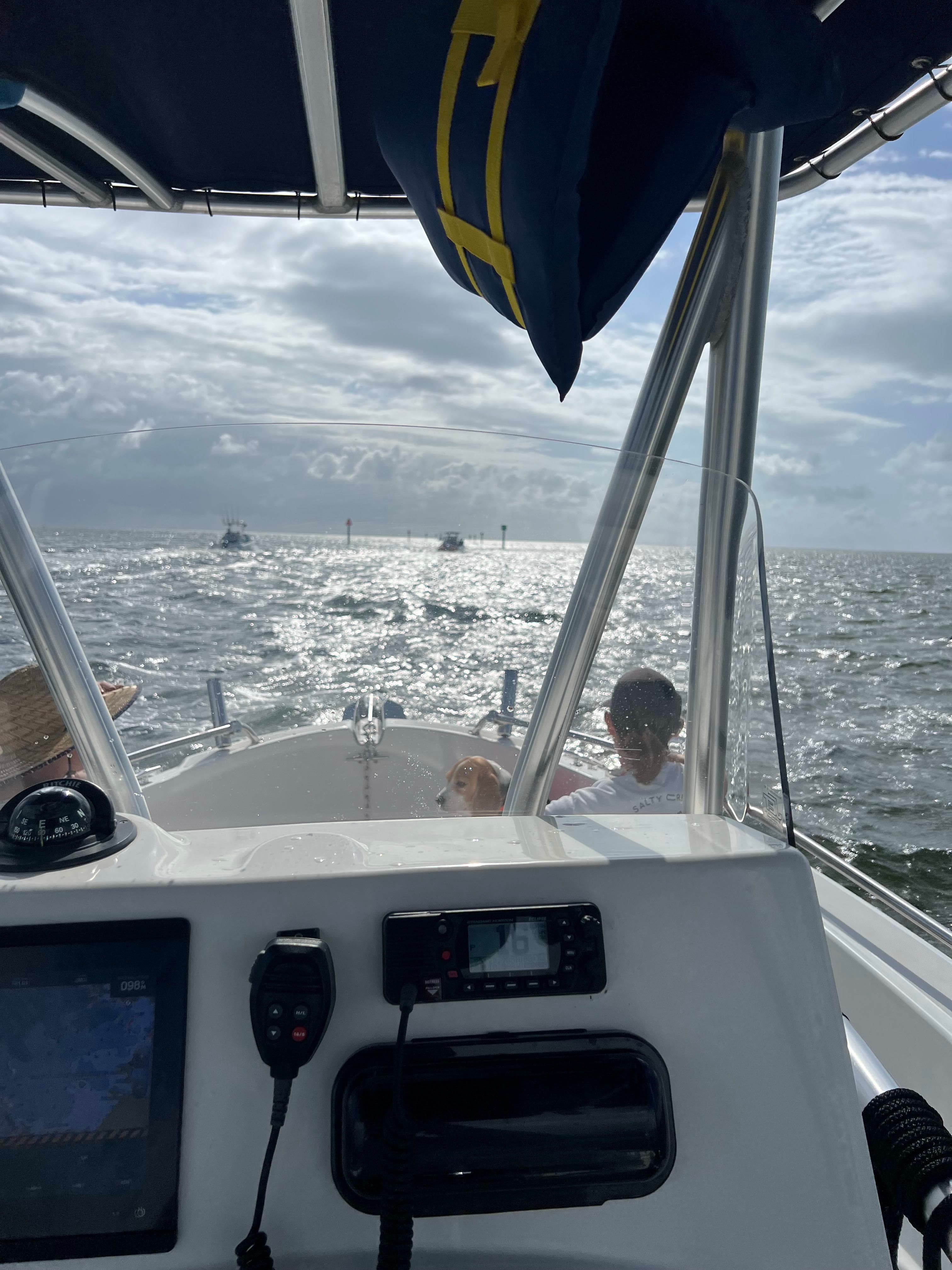 2008 Boston Whaler Outrage 210 thumbnail 2