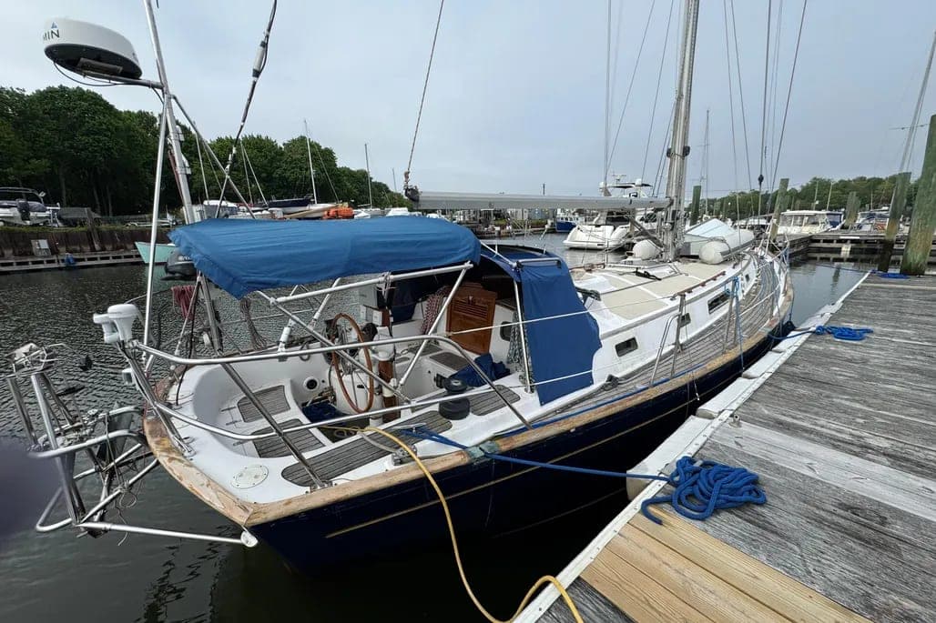 1982 Passport 40 thumbnail 1