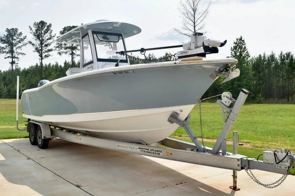 2019 Sea Hunt Gamefish 27 Coffin Box thumbnail 1