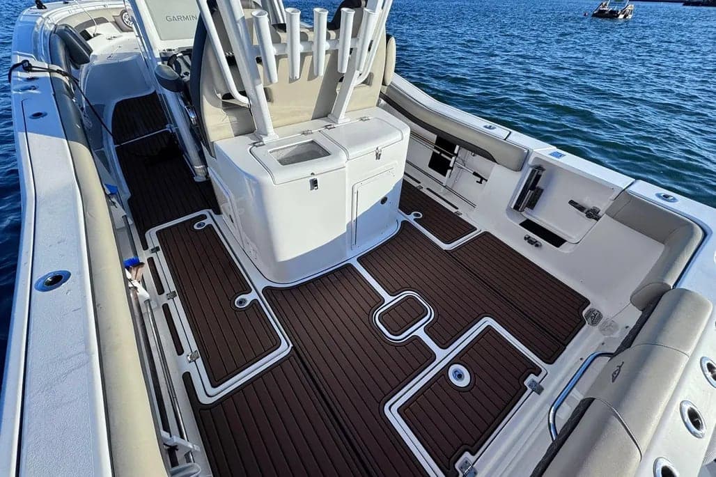 2021 Tidewater 320 CC Adventure thumbnail 2