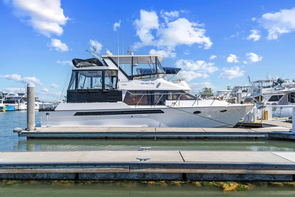 1993 Ocean Alexander 440 thumbnail 2