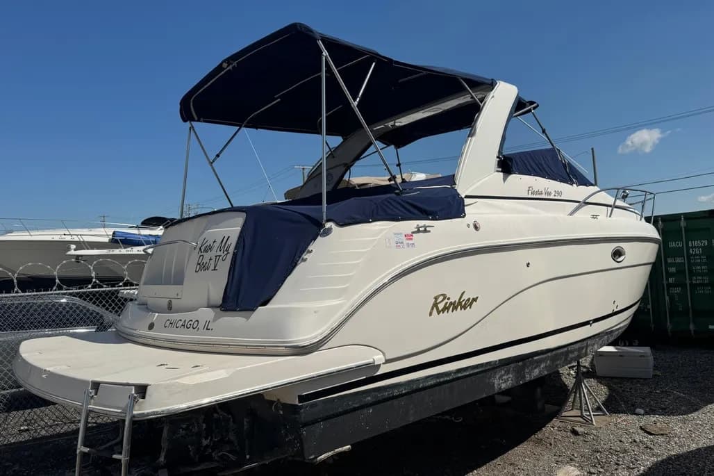 2003 Rinker 290 FIESTA VEE