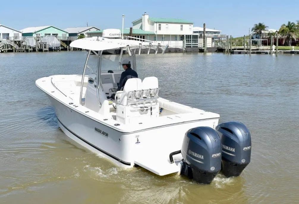 2015 Regulator 25 thumbnail 2