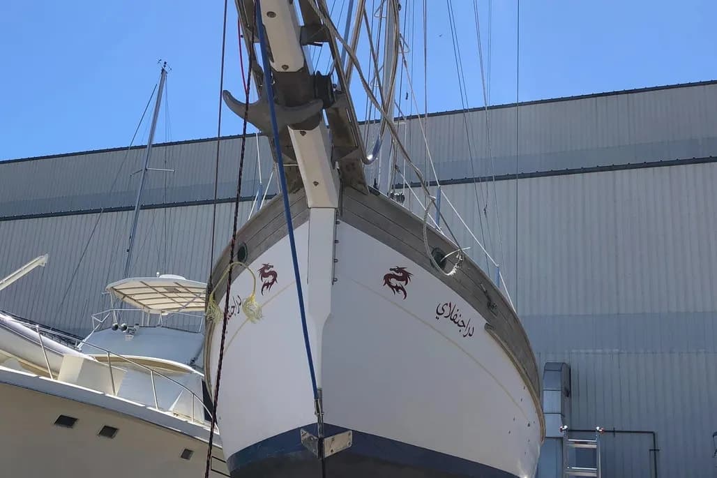 1986 Hans Christian 38 thumbnail 1