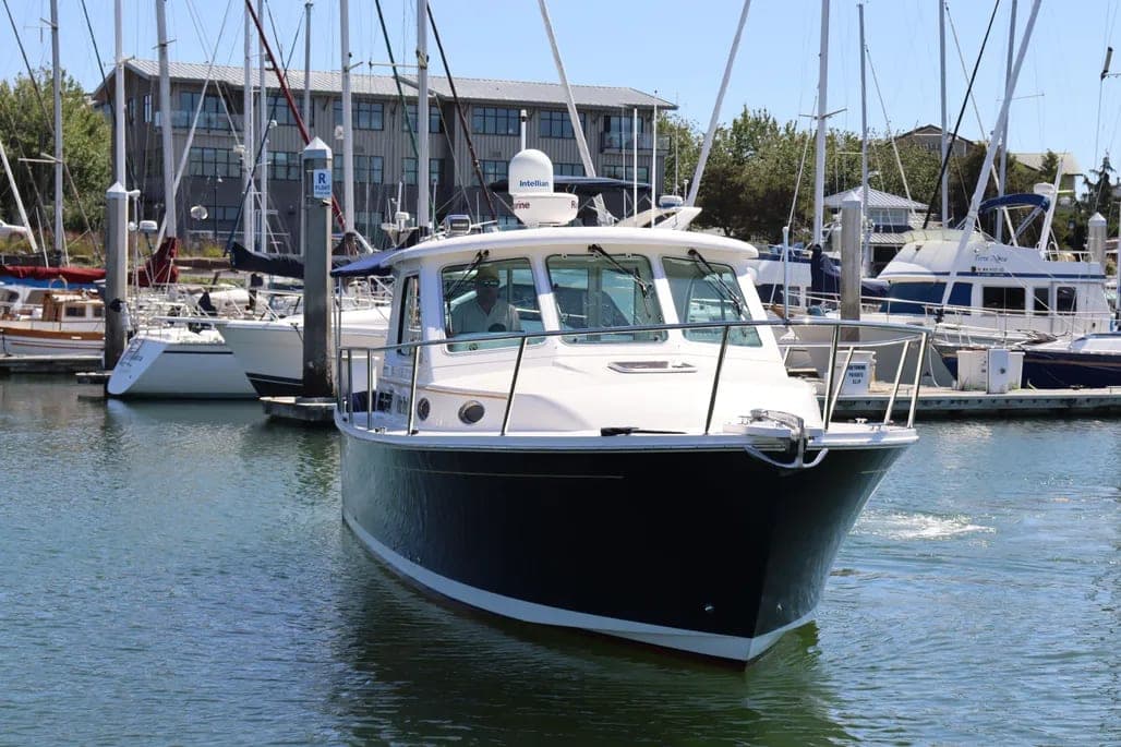 2011 Back Cove 30 thumbnail 2