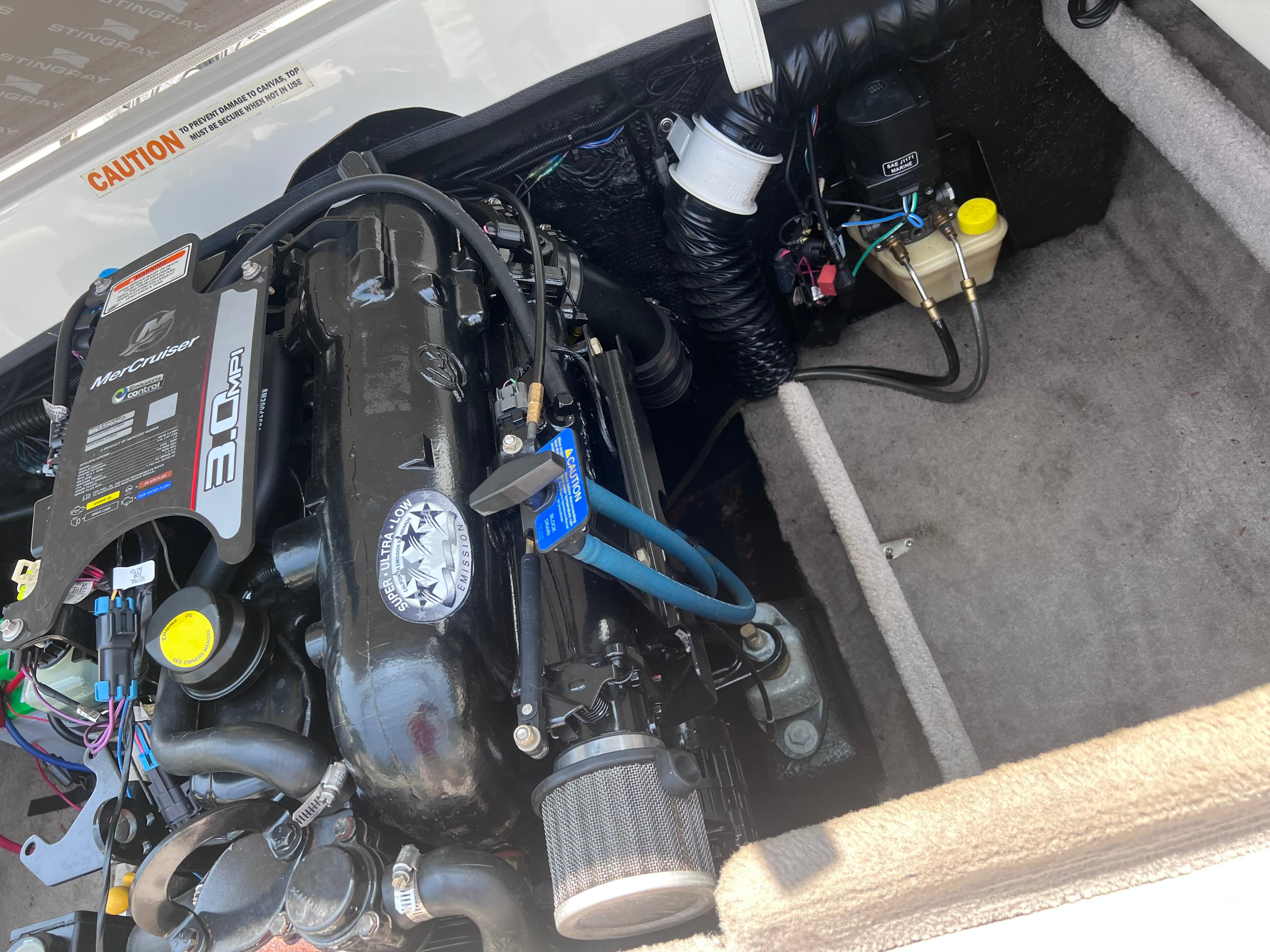 2011 Stingray 2011 Stingray LS 18LX thumbnail 1