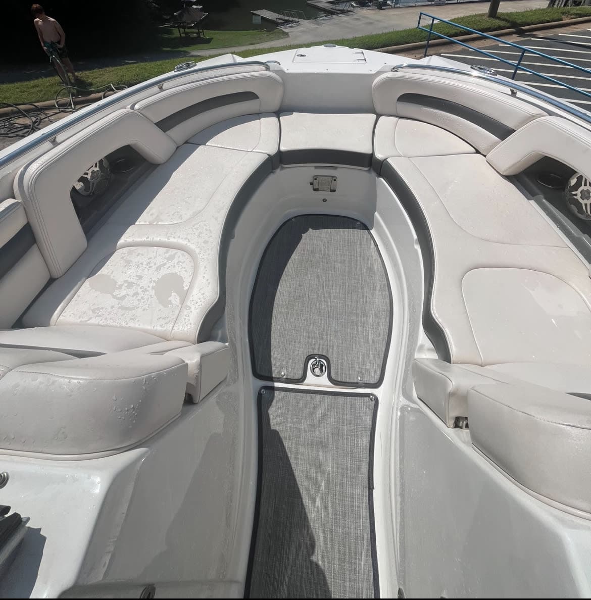 2017 Chaparral 264 Sunesta thumbnail 2