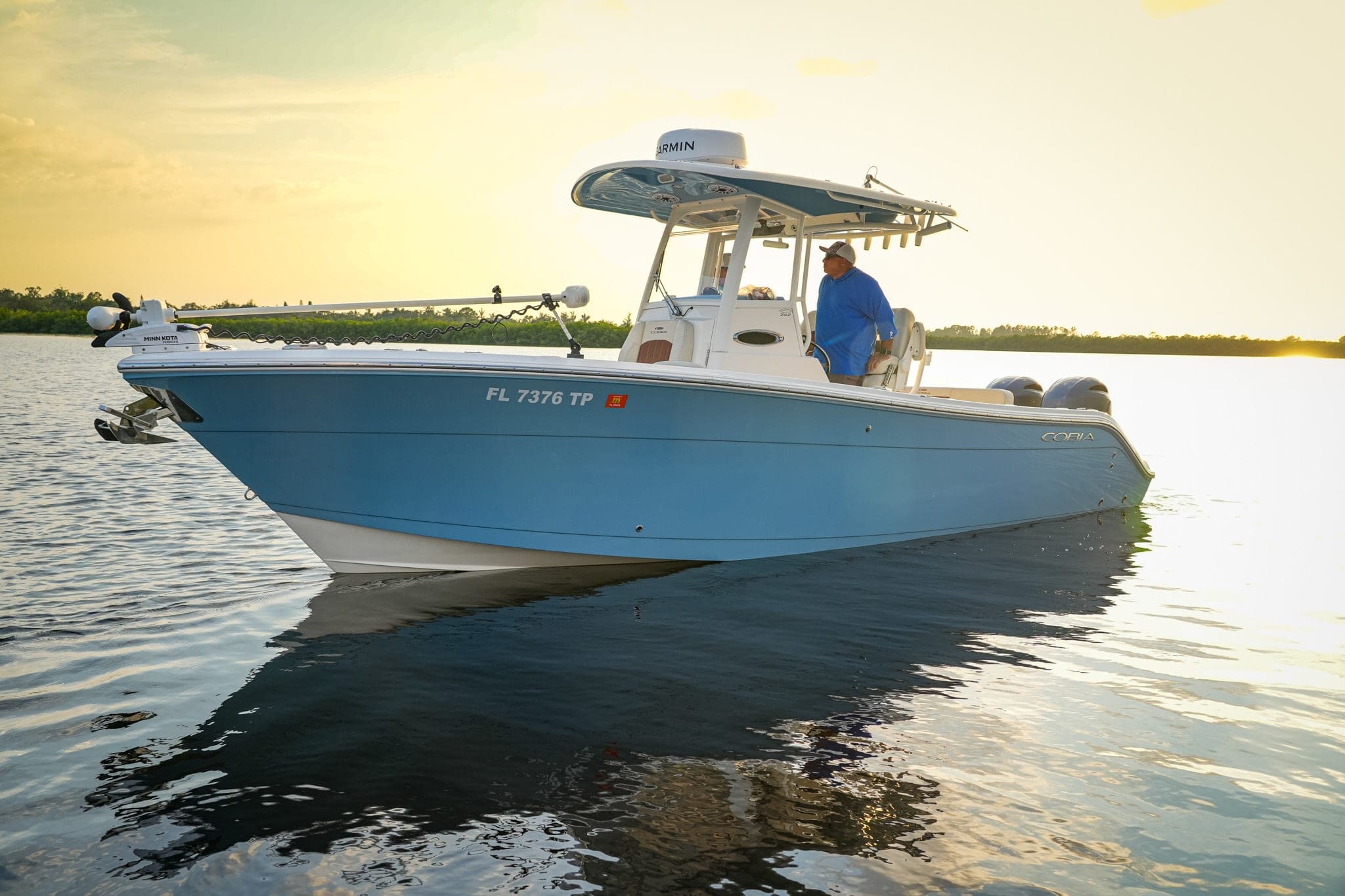 2023 Cobia 262CC thumbnail 2