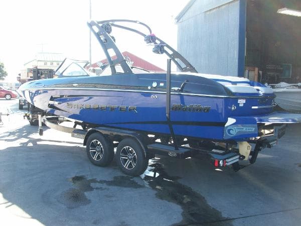 2015 Malibu Wakesetter 22 MXZ thumbnail 2