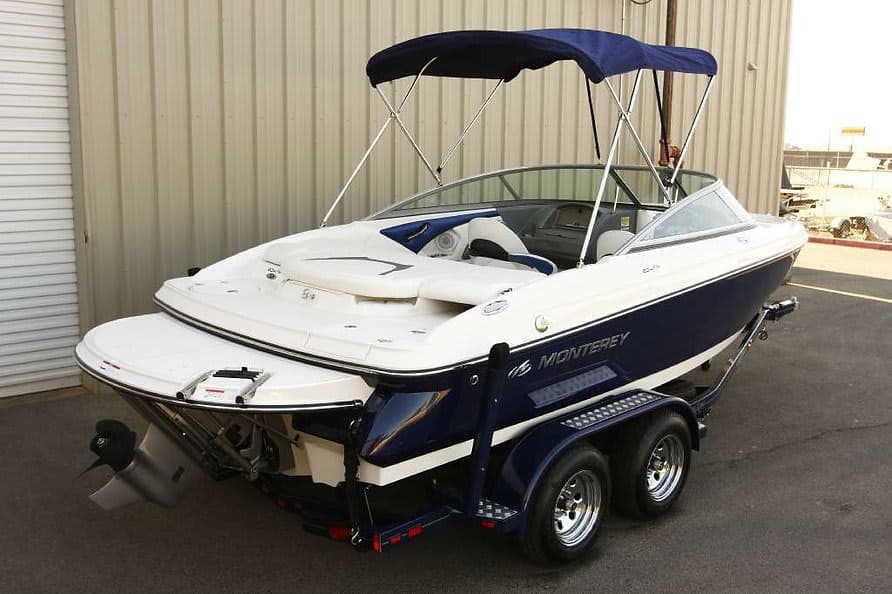 2017 Monterey 204FS