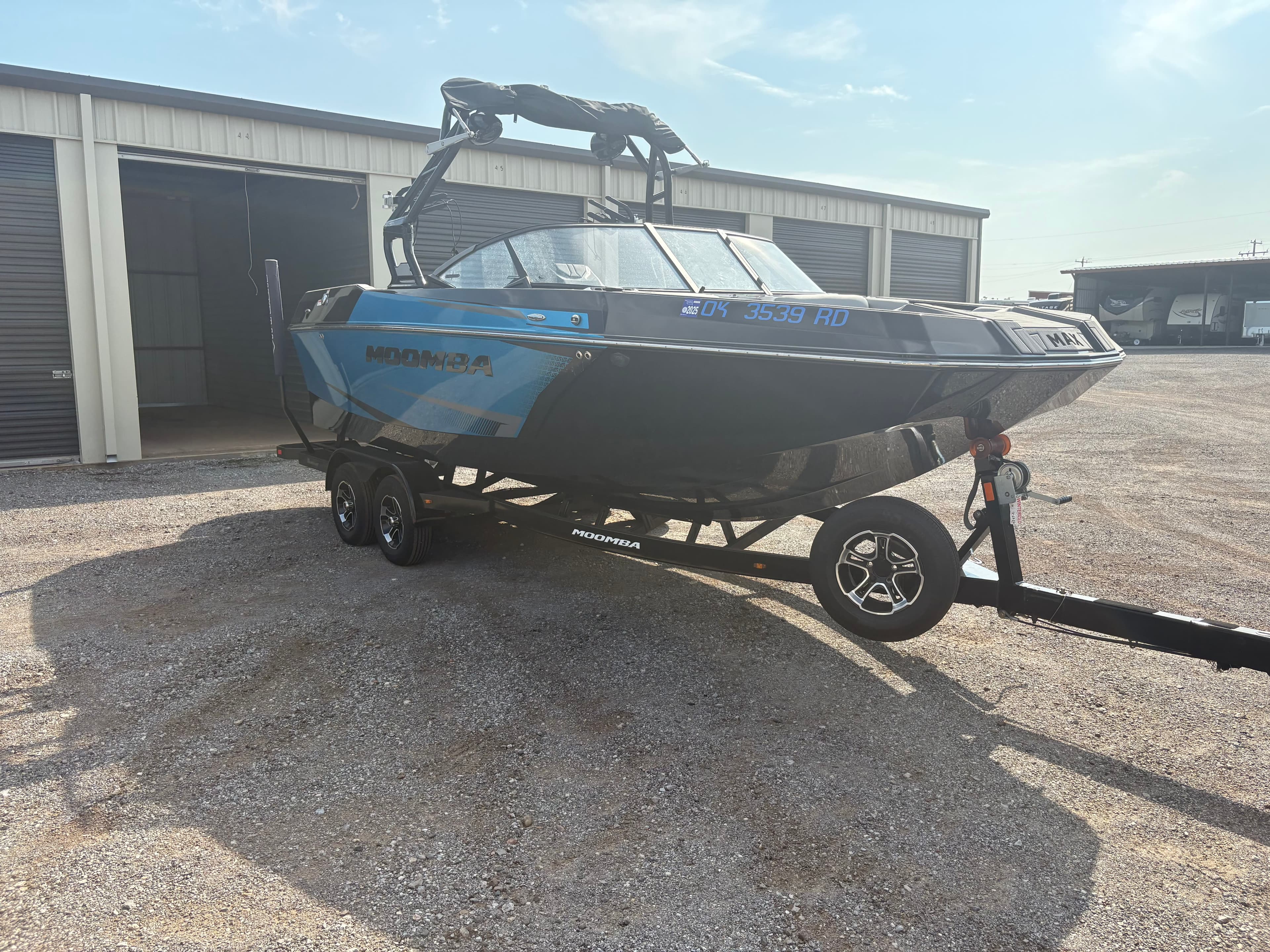 2021 Moomba Max thumbnail 1