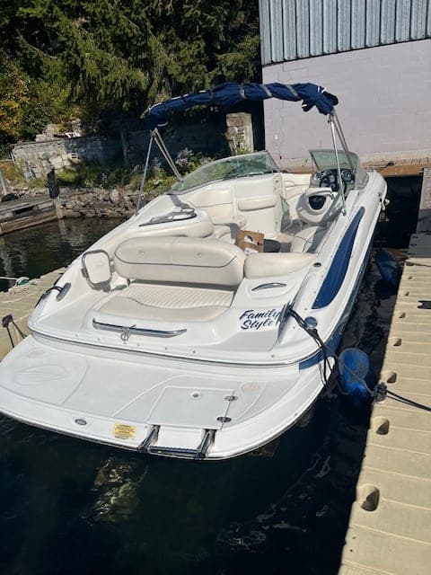 2005 Crownline 260EX