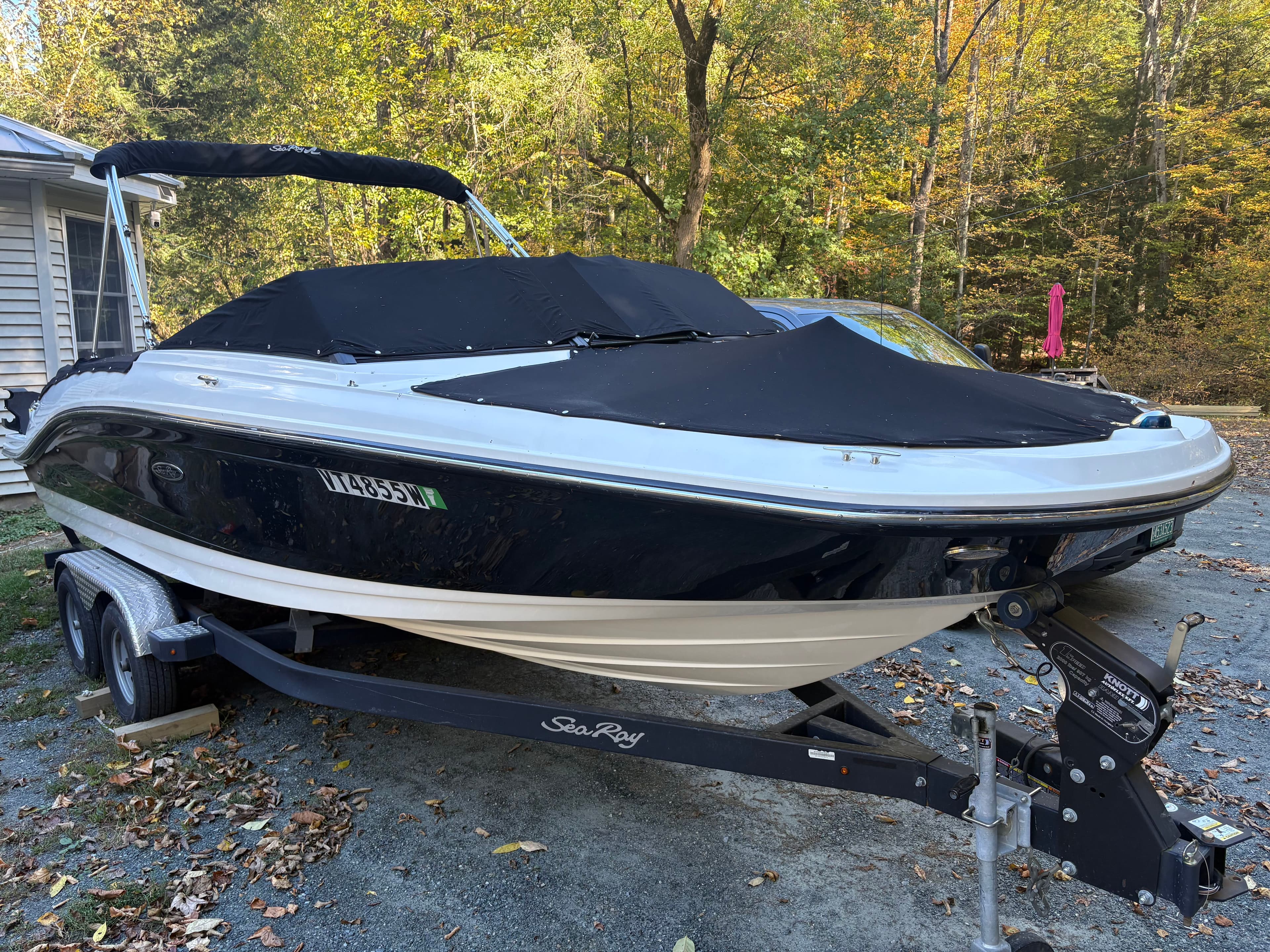 2018 Sea Ray SPX210 thumbnail 1