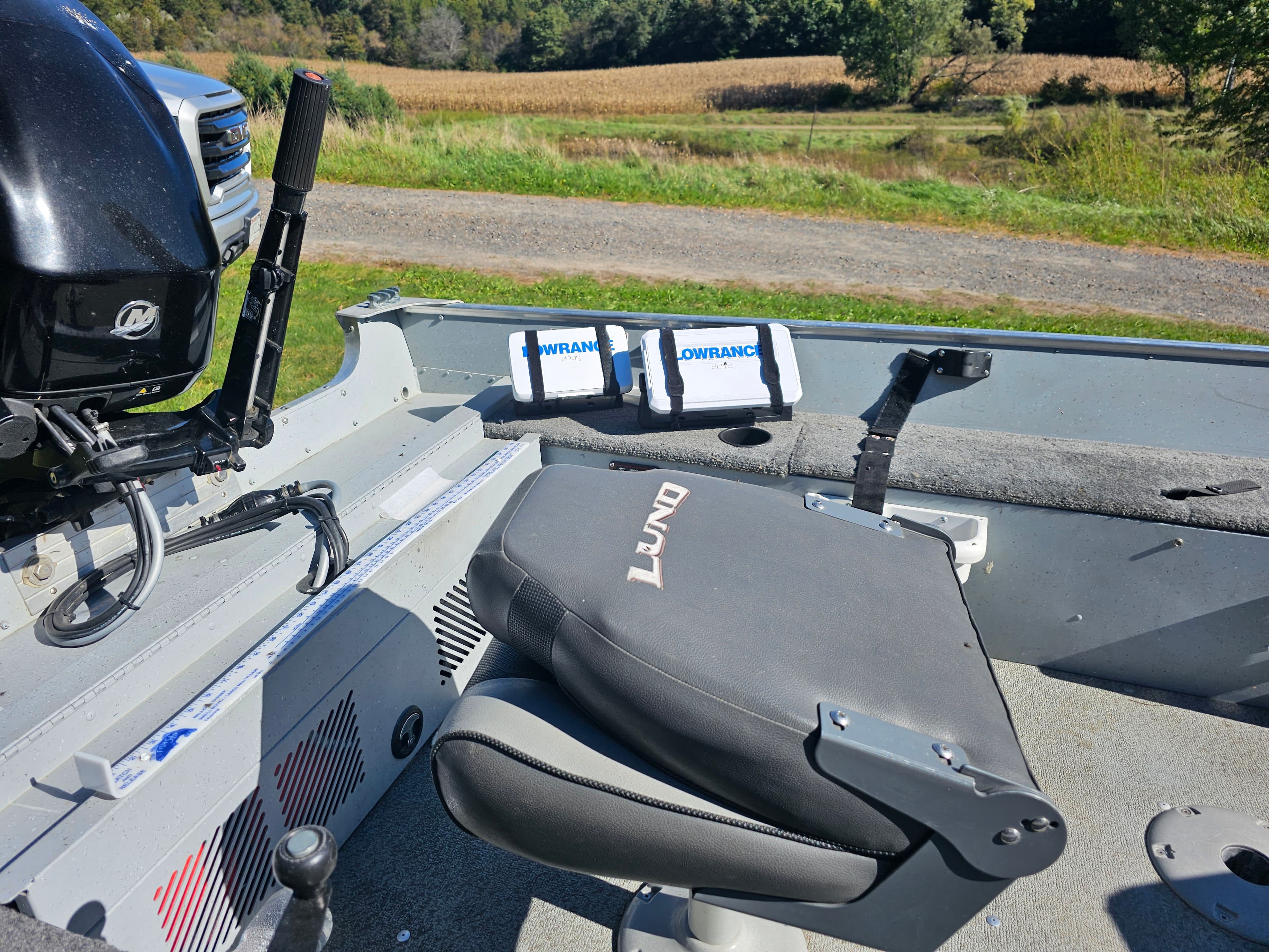 2017 Lund Fury Tiller thumbnail 1