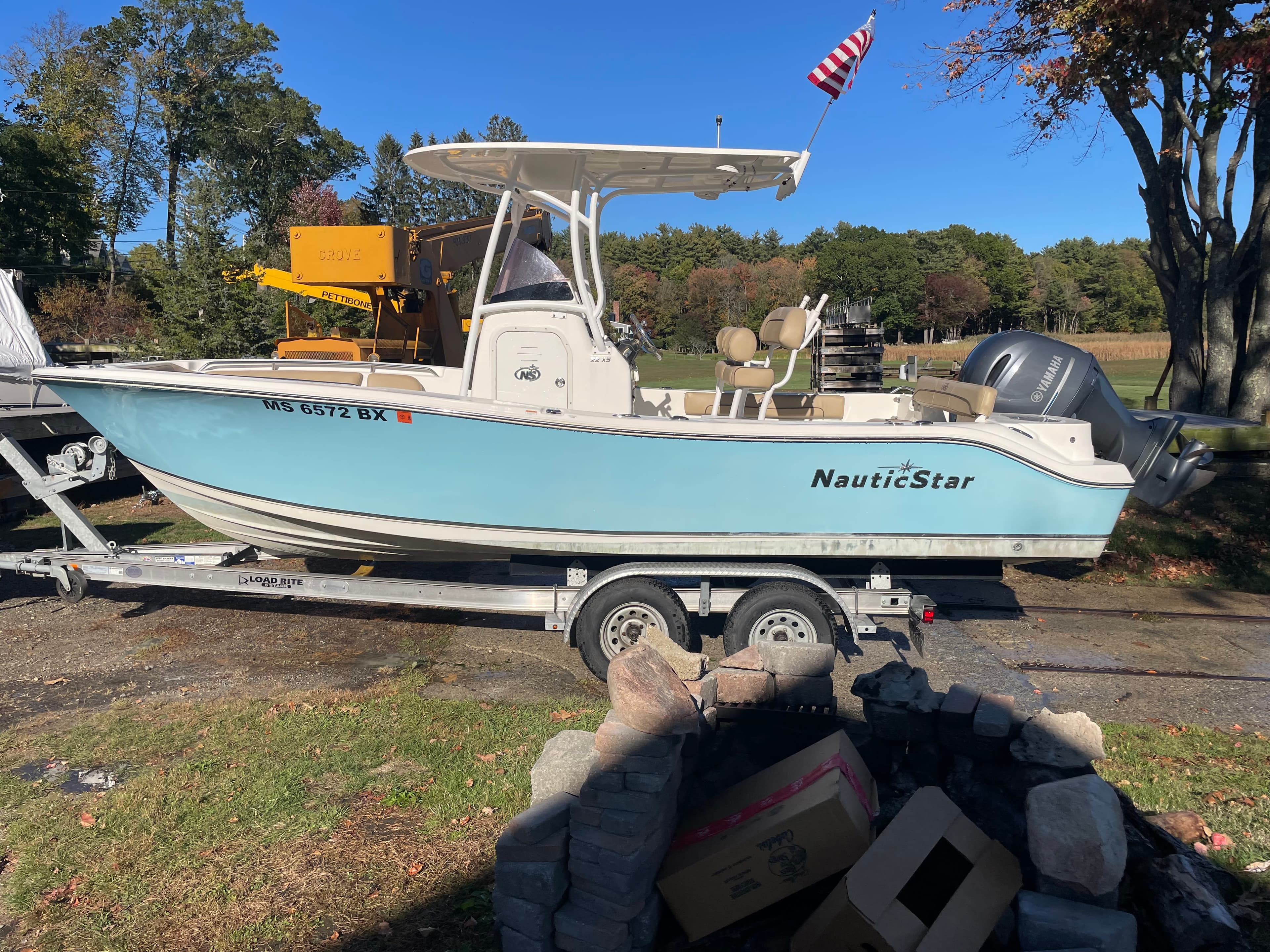 2019 Nauticstar 22xs thumbnail 1