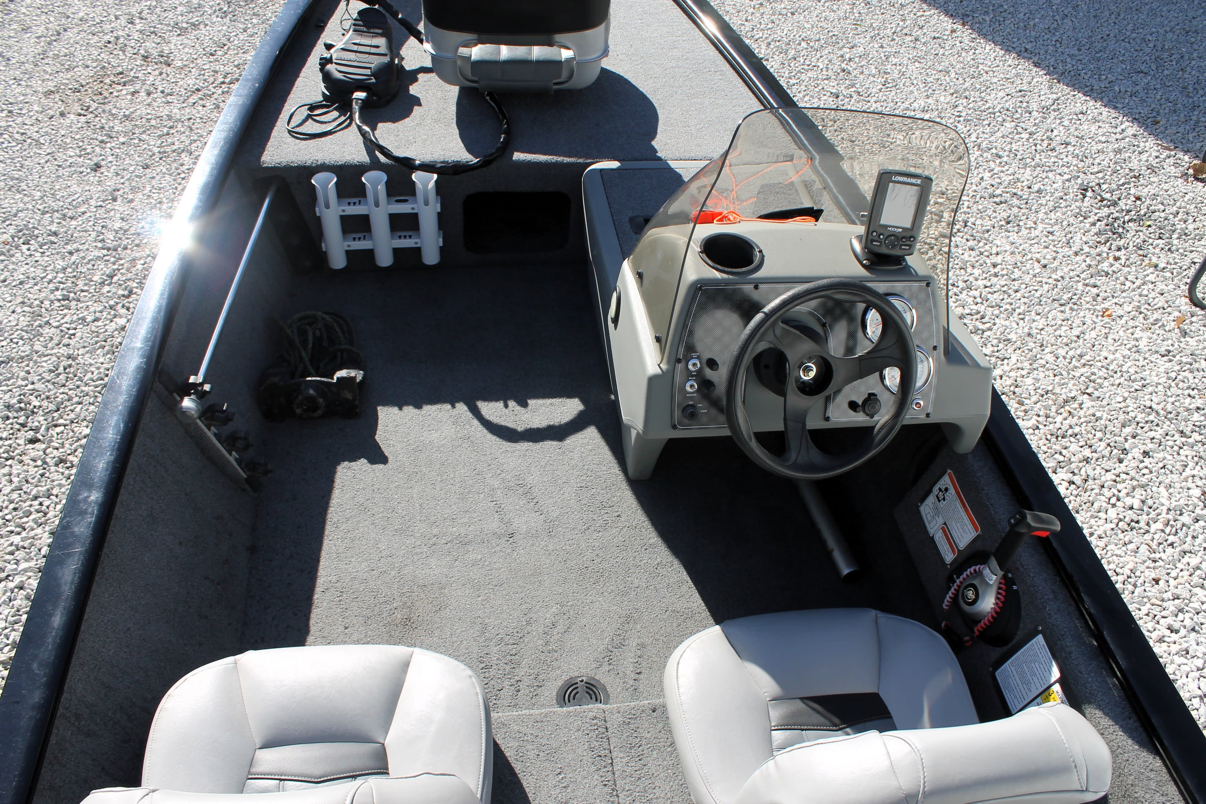 2018 tracker pro 160 thumbnail 1