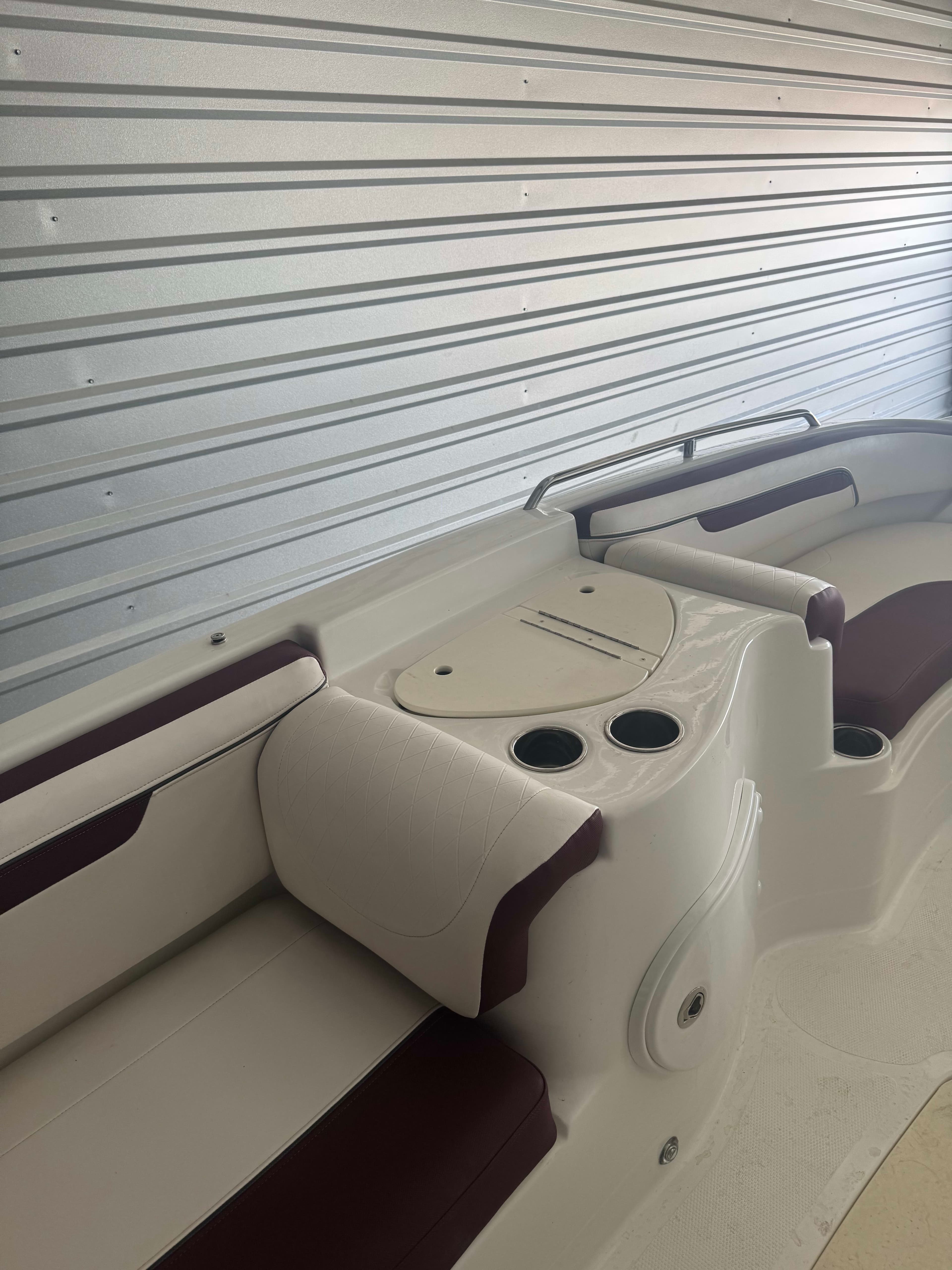 2019 Tahoe 216xi thumbnail 2