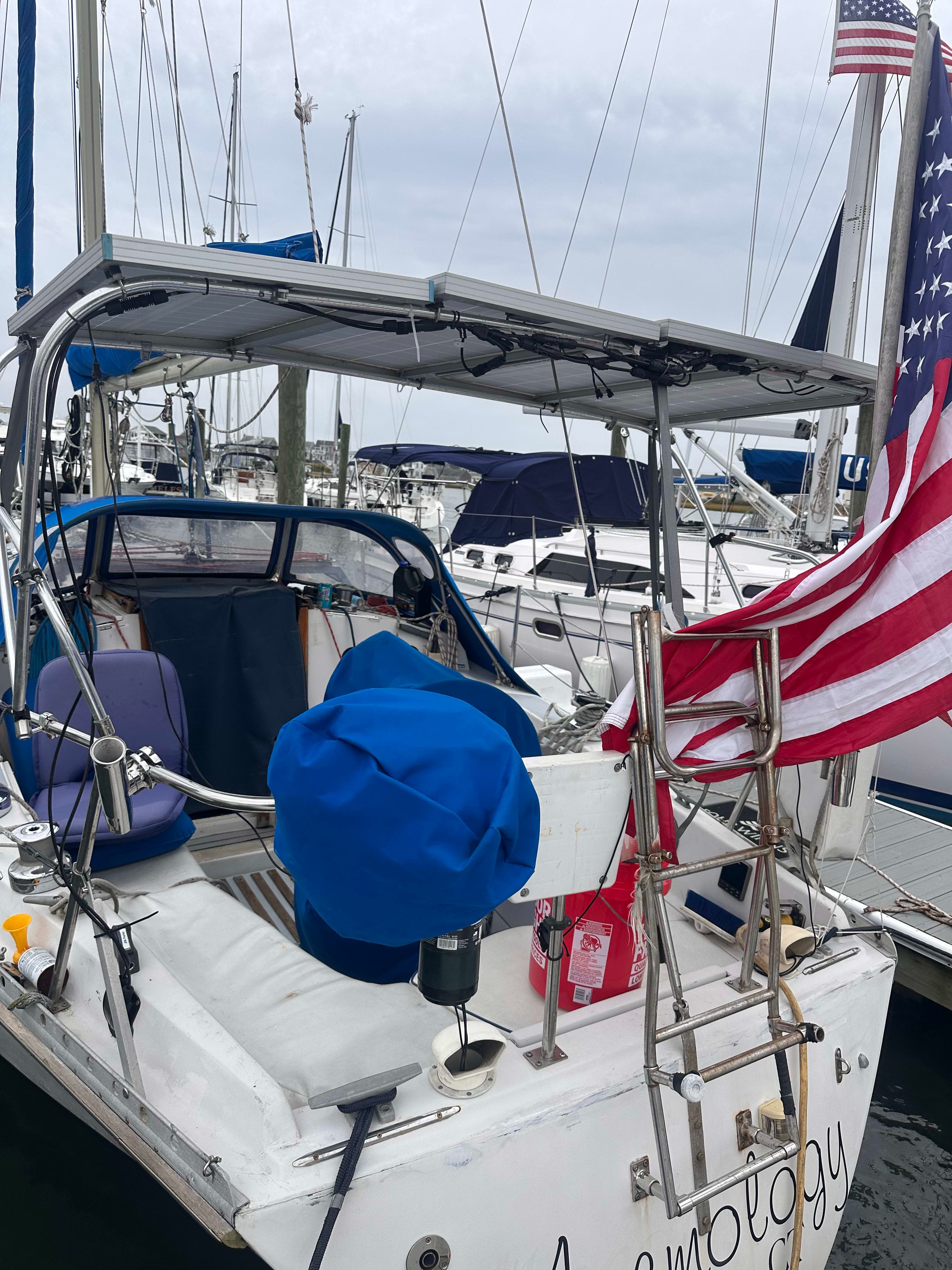 1981 Irwin 34 citation thumbnail 1