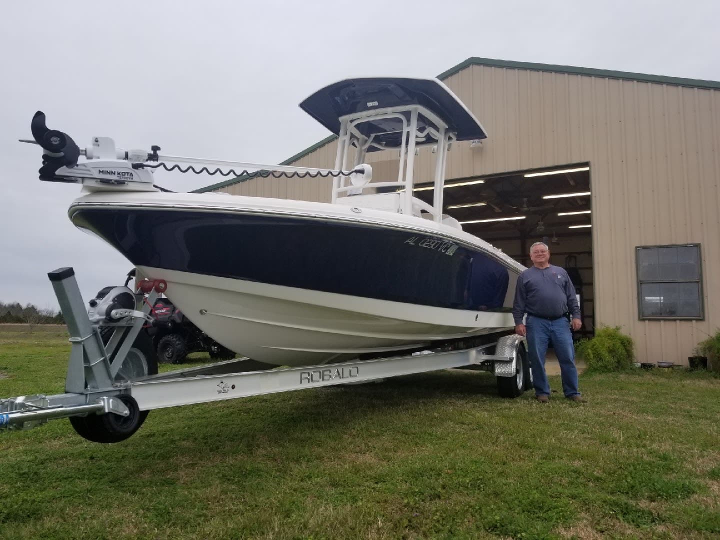 2018 Robalo Cayman 226 thumbnail 1