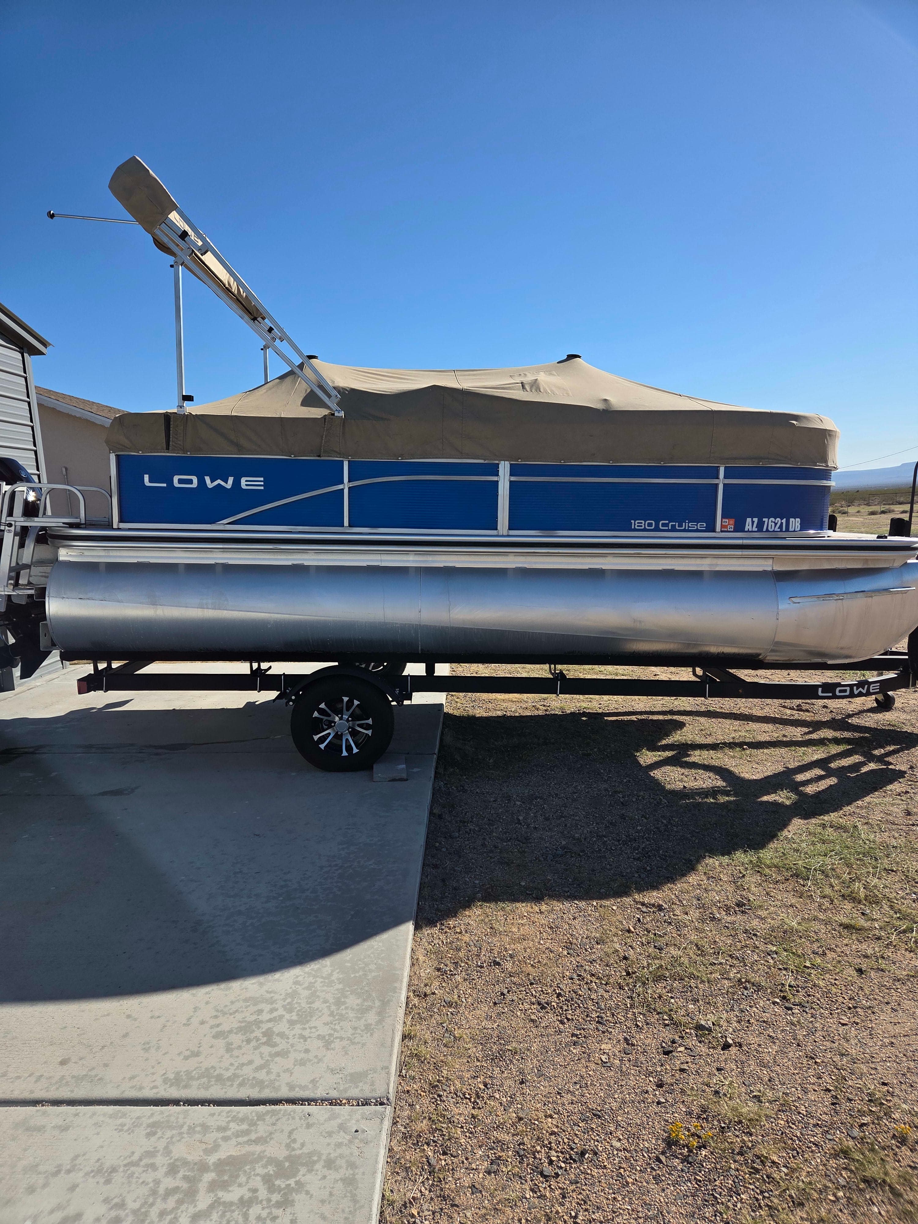 2023 LOWE Ultra 180 Cruise thumbnail 2