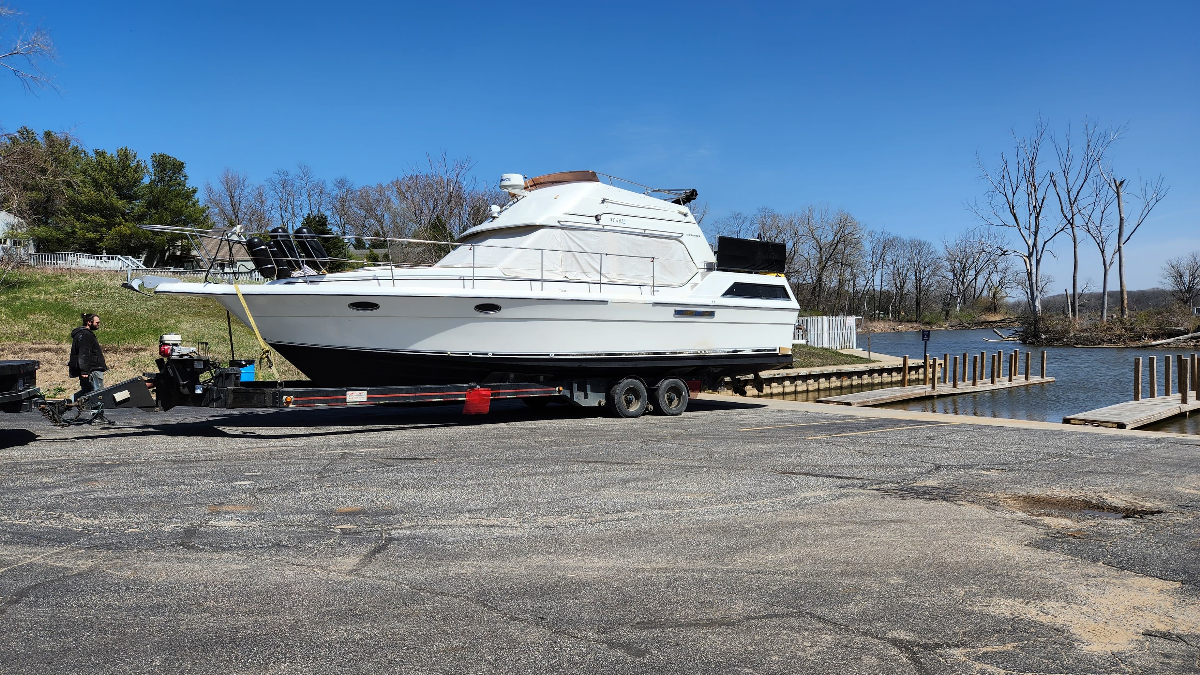 1990 Cooper Prowler Motor Yacht Motor Yacht thumbnail 1