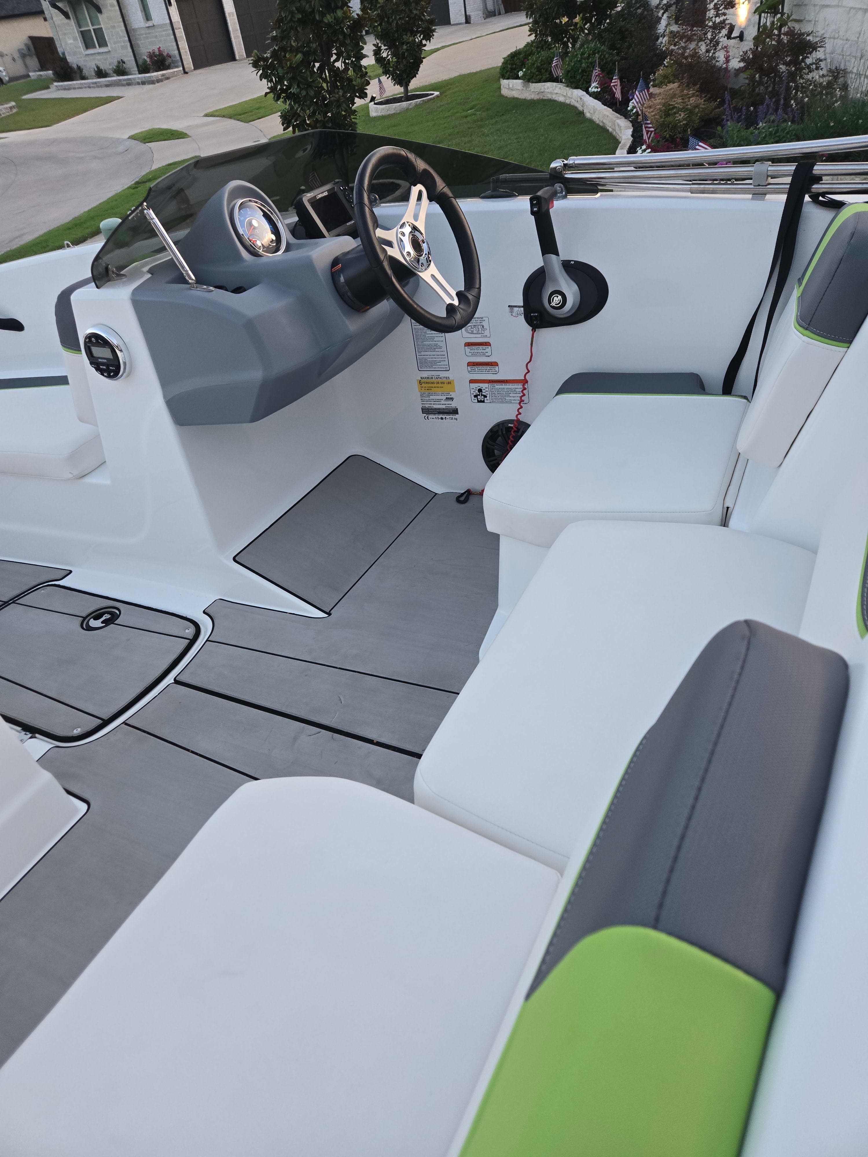 2021 Tahoe T16 thumbnail 2