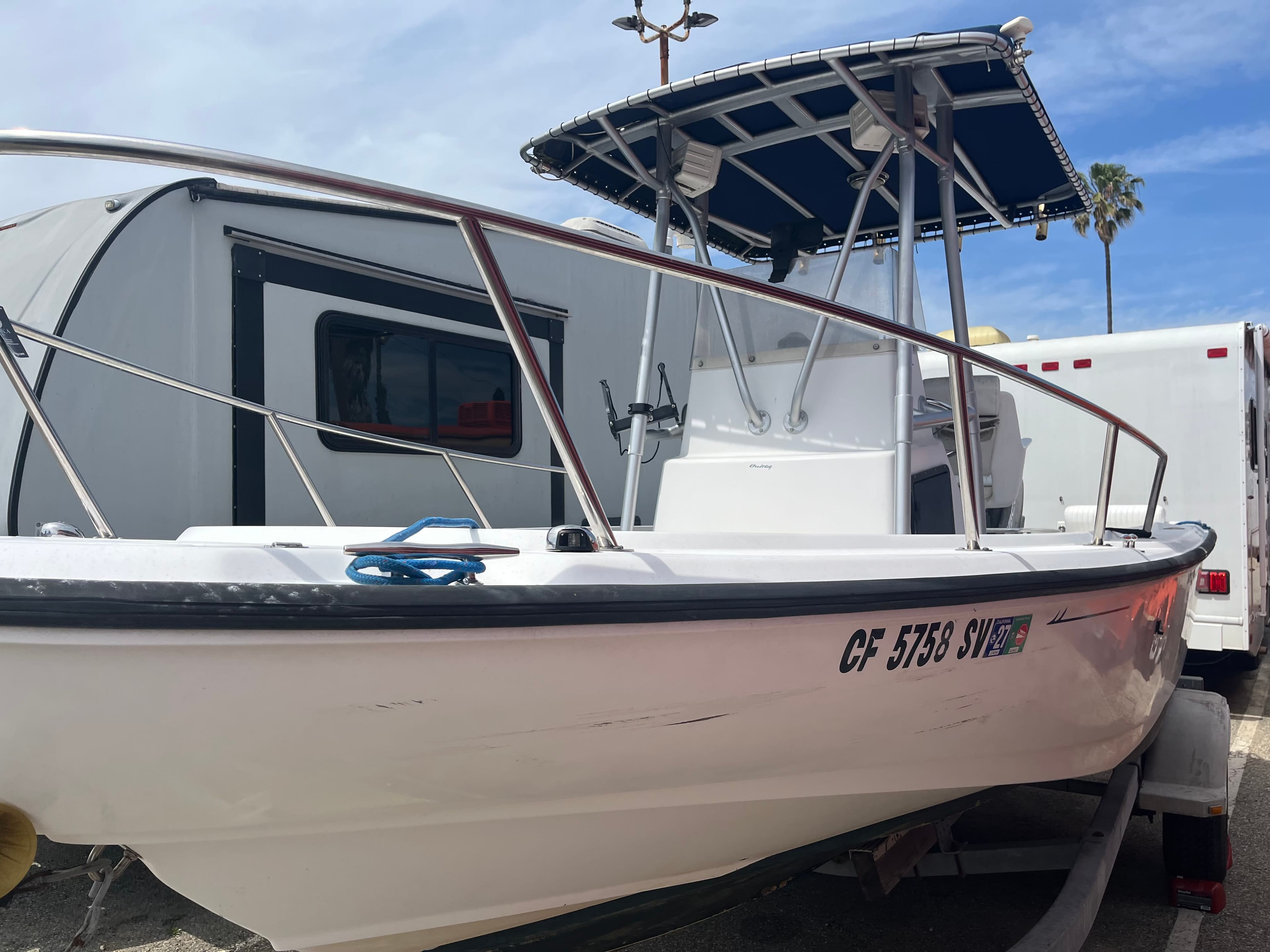 1997 Boston Whaler Outrage thumbnail 1