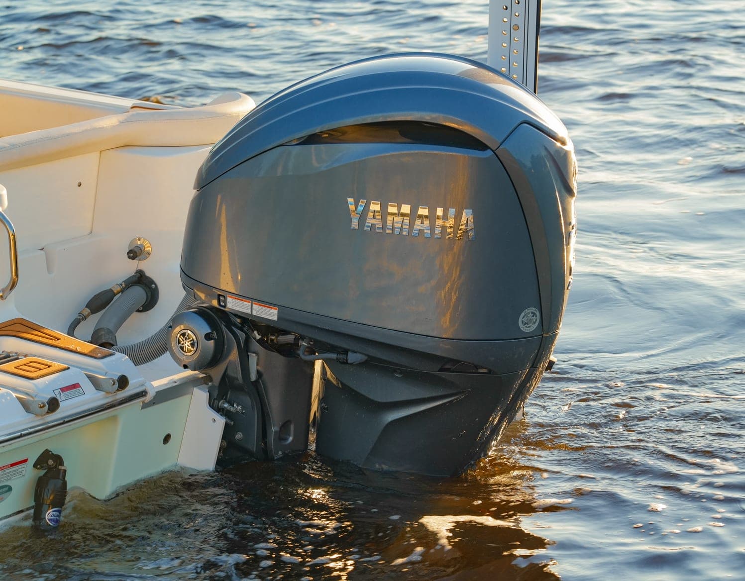 2022 Sea Hunt Ultra 229 thumbnail 2