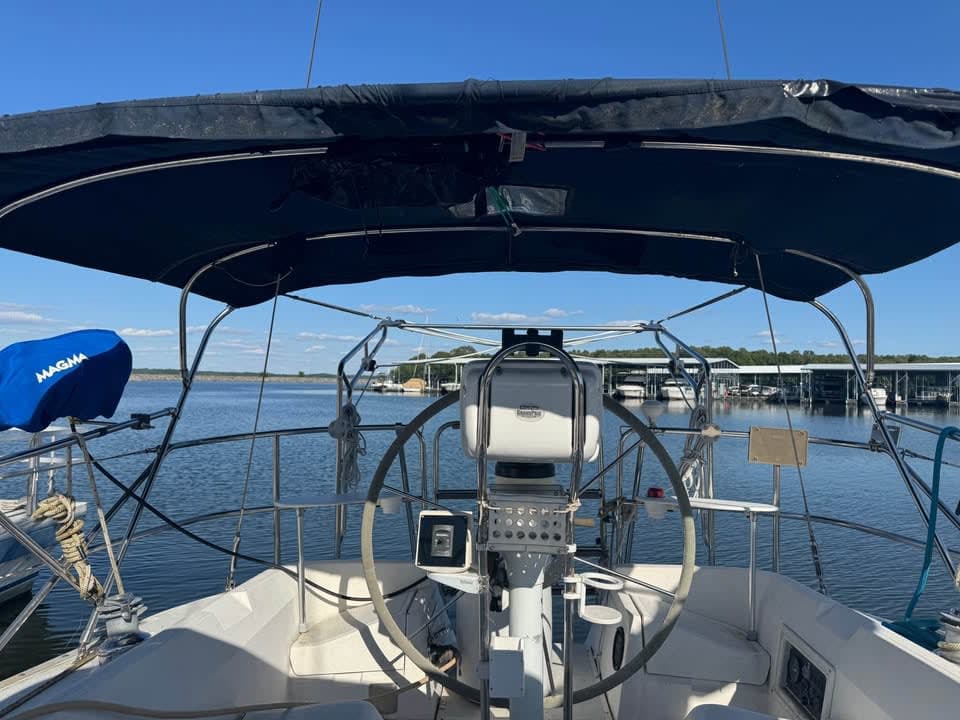 1990 Hunter Legend 37