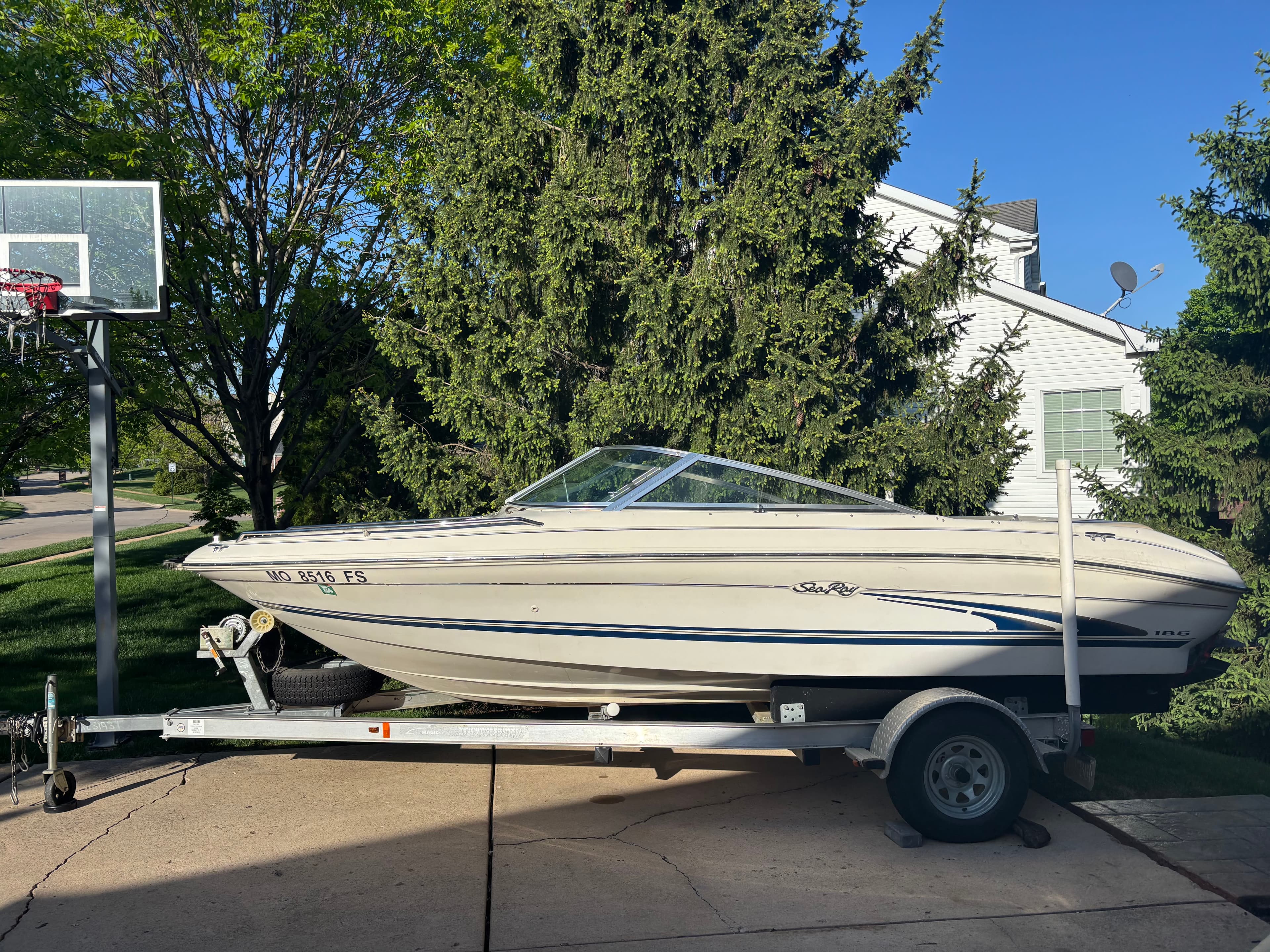1999 sea ray 185