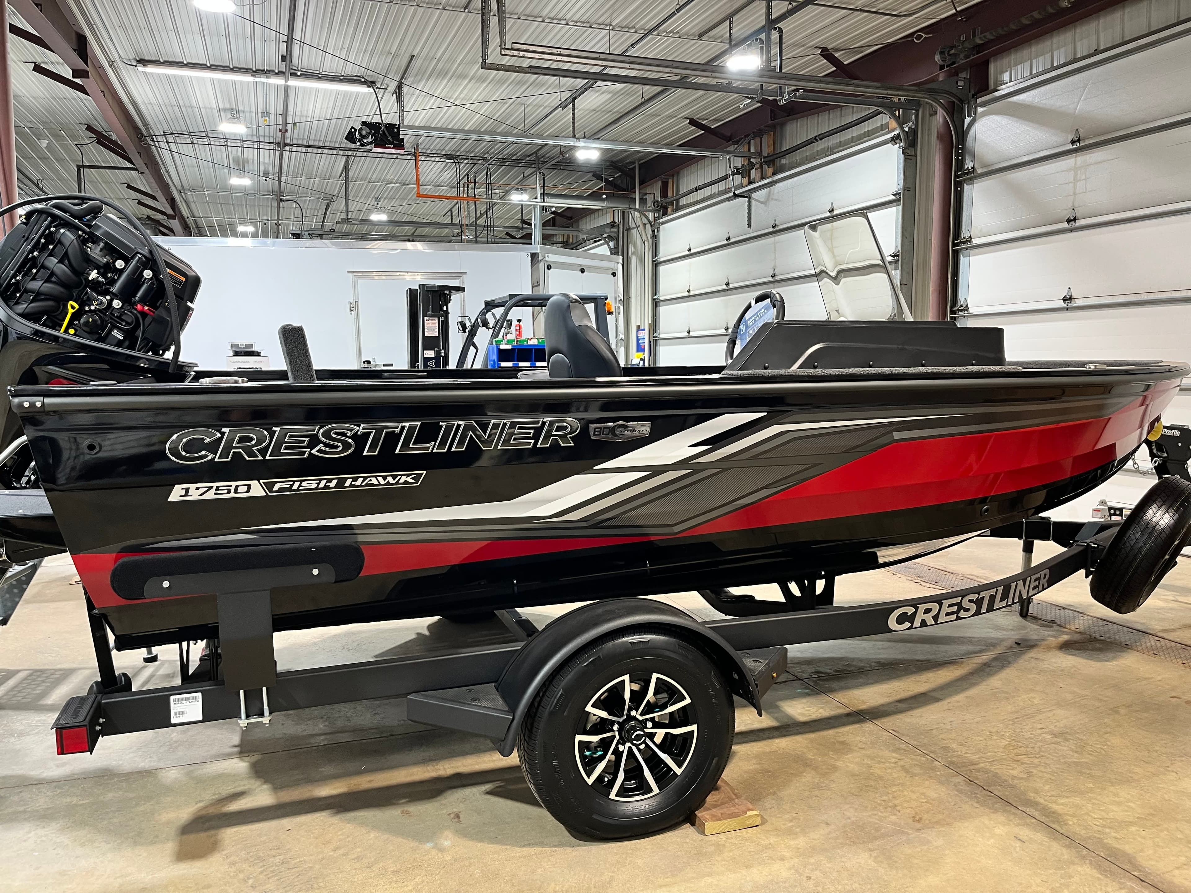 2026 Crestliner Fish Hawk 1750 SC