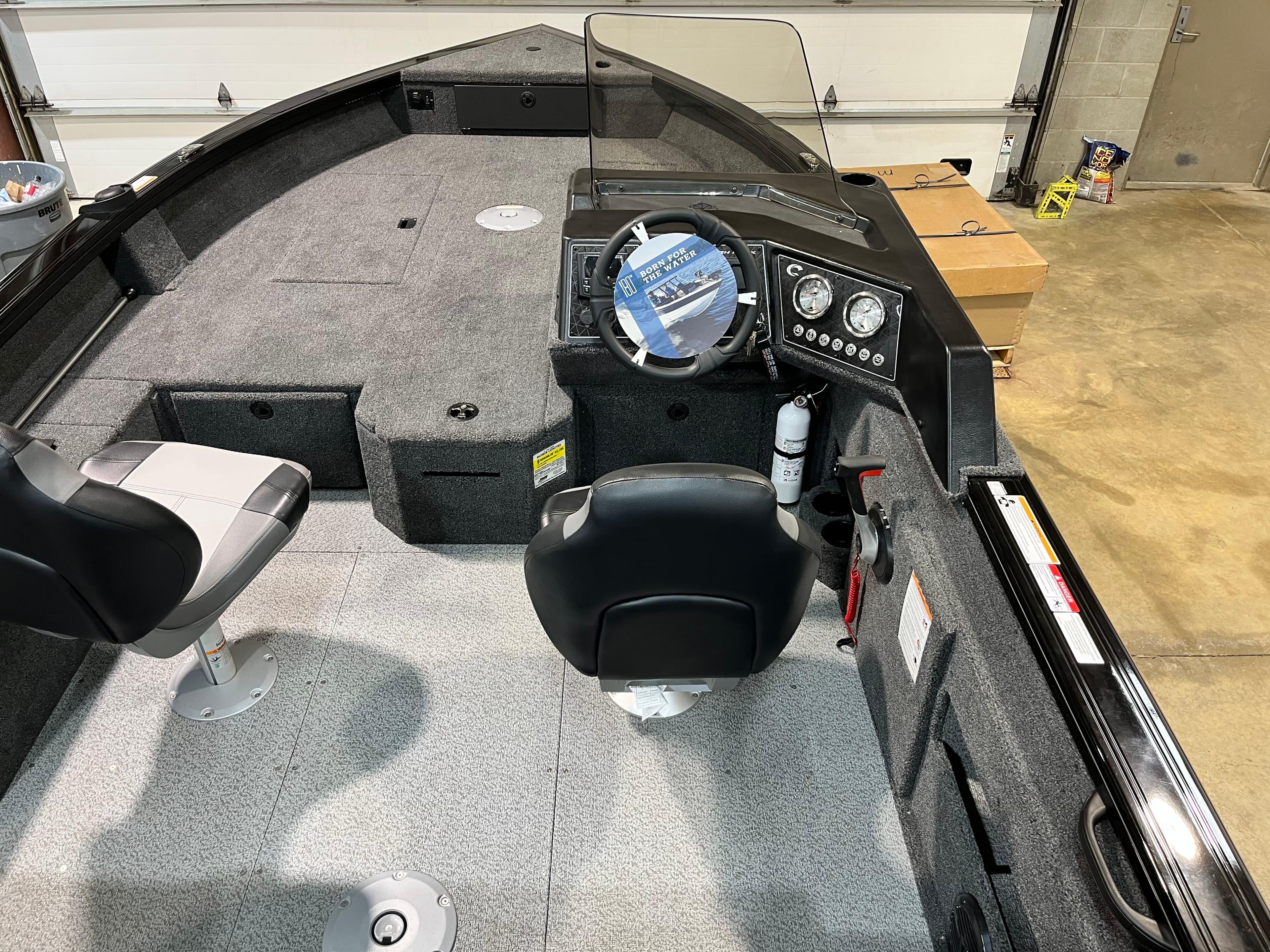 2026 Crestliner Fish Hawk 1750 SC thumbnail 1