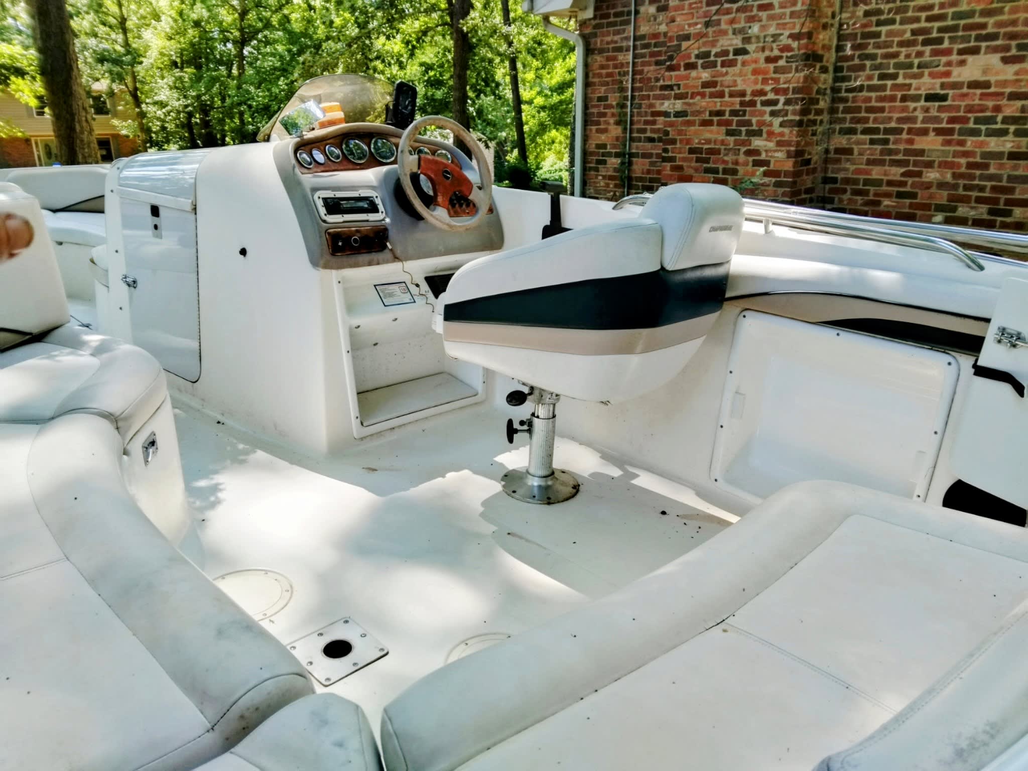 1998 Chaparral Sunesta 232