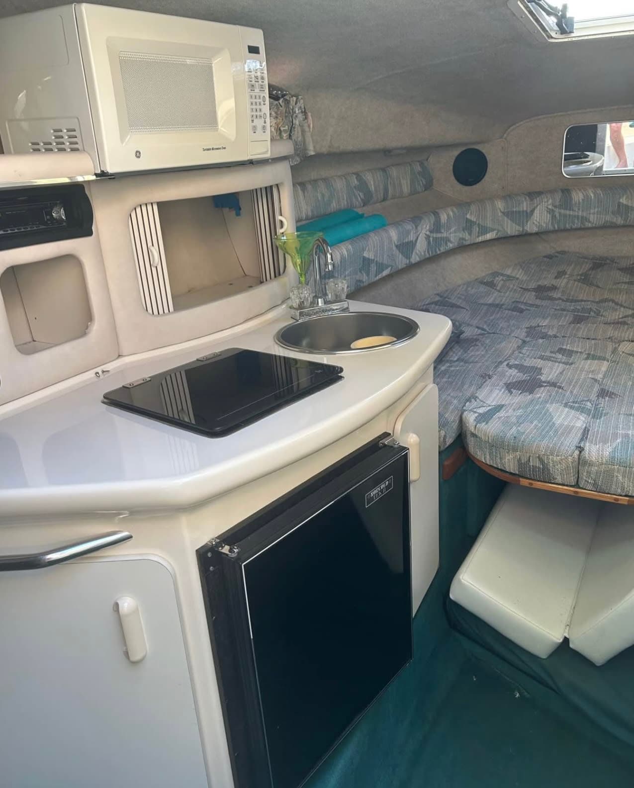 1995 Sea Ray 250 Sundancer thumbnail 2