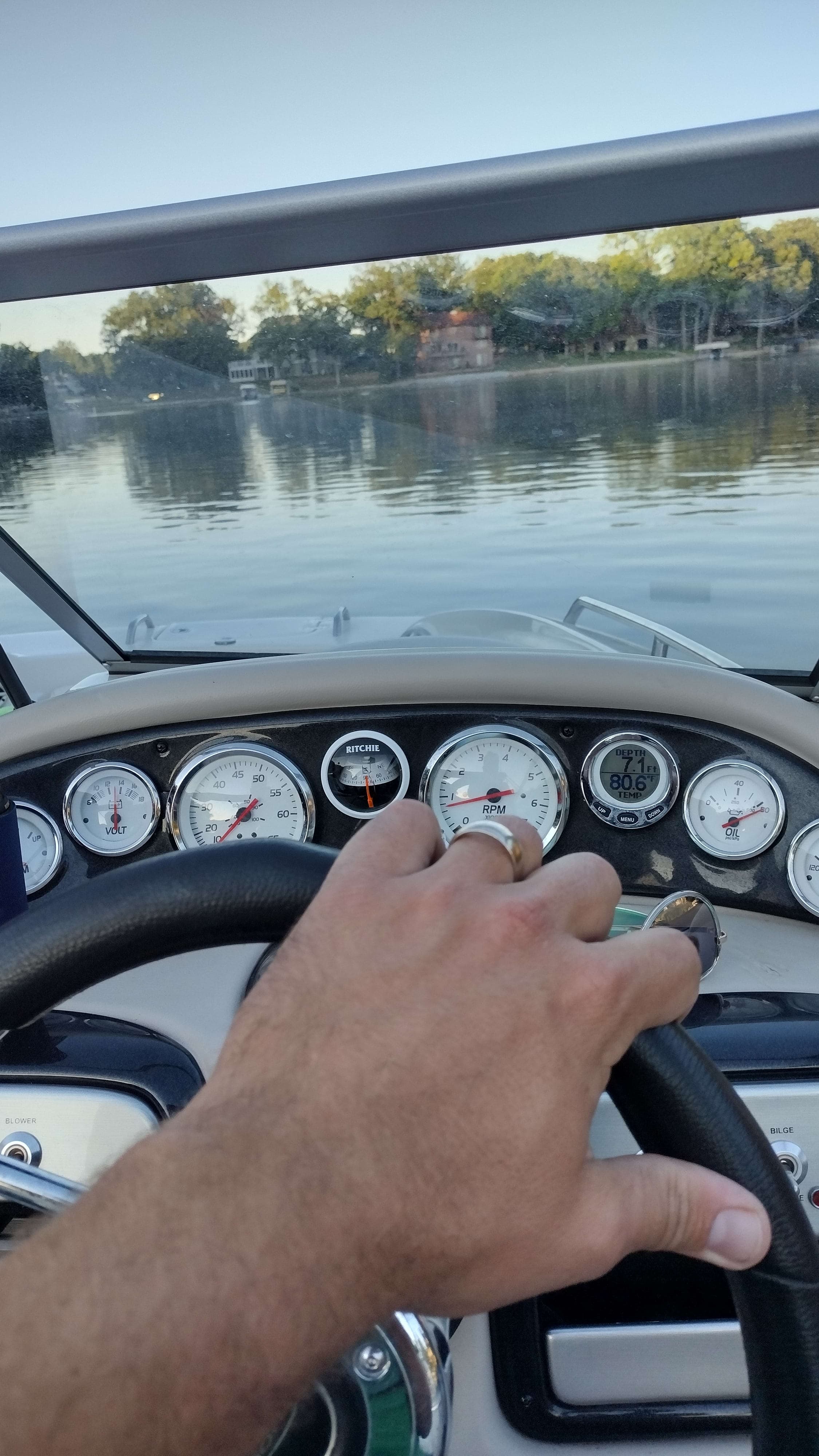 2010 Tahoe 228 thumbnail 2