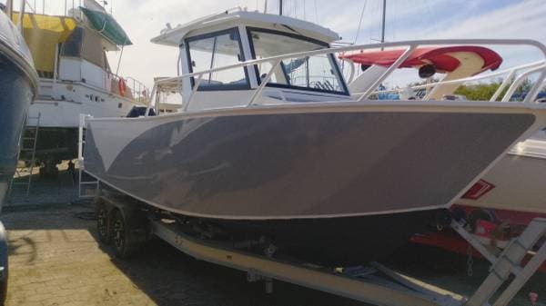 2024 Gospel 7.5m Center Console